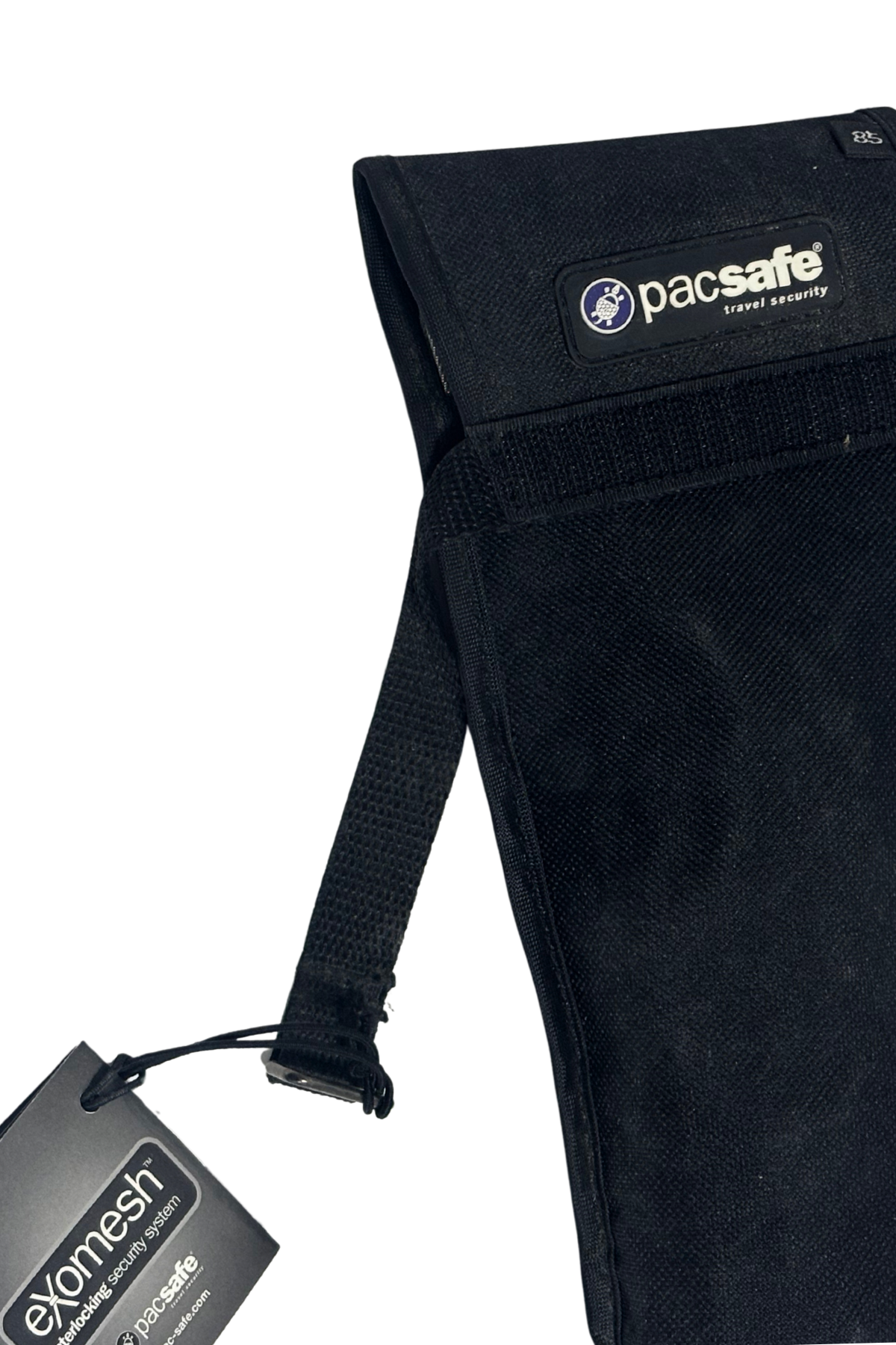 Pacsafe 85L anti-theft mesh protector