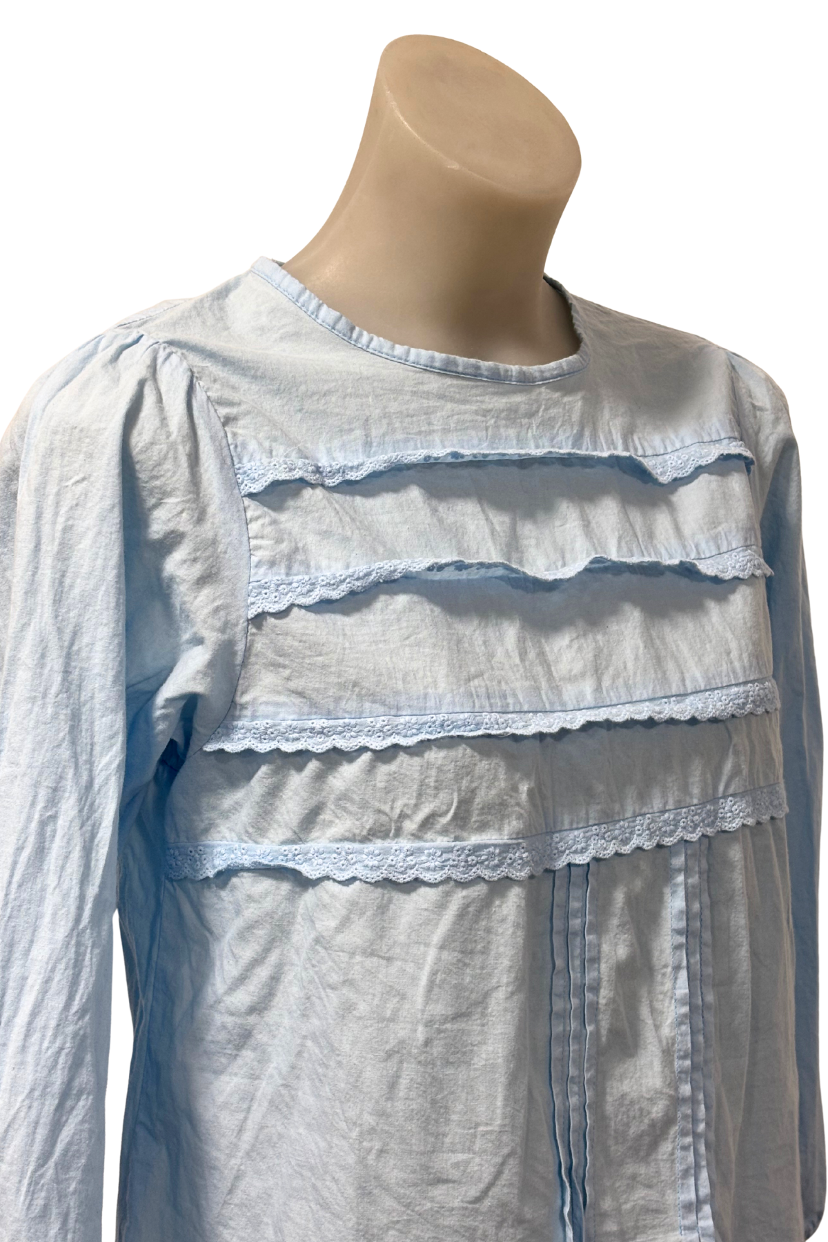Basemark baby blue blouse, M