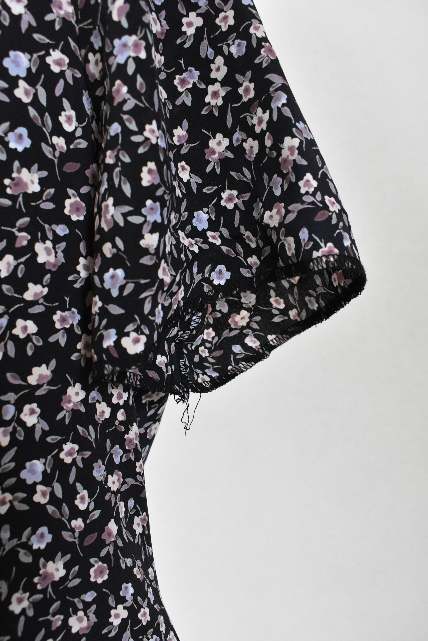 Katies retro floral dress with shoulder pads, 16