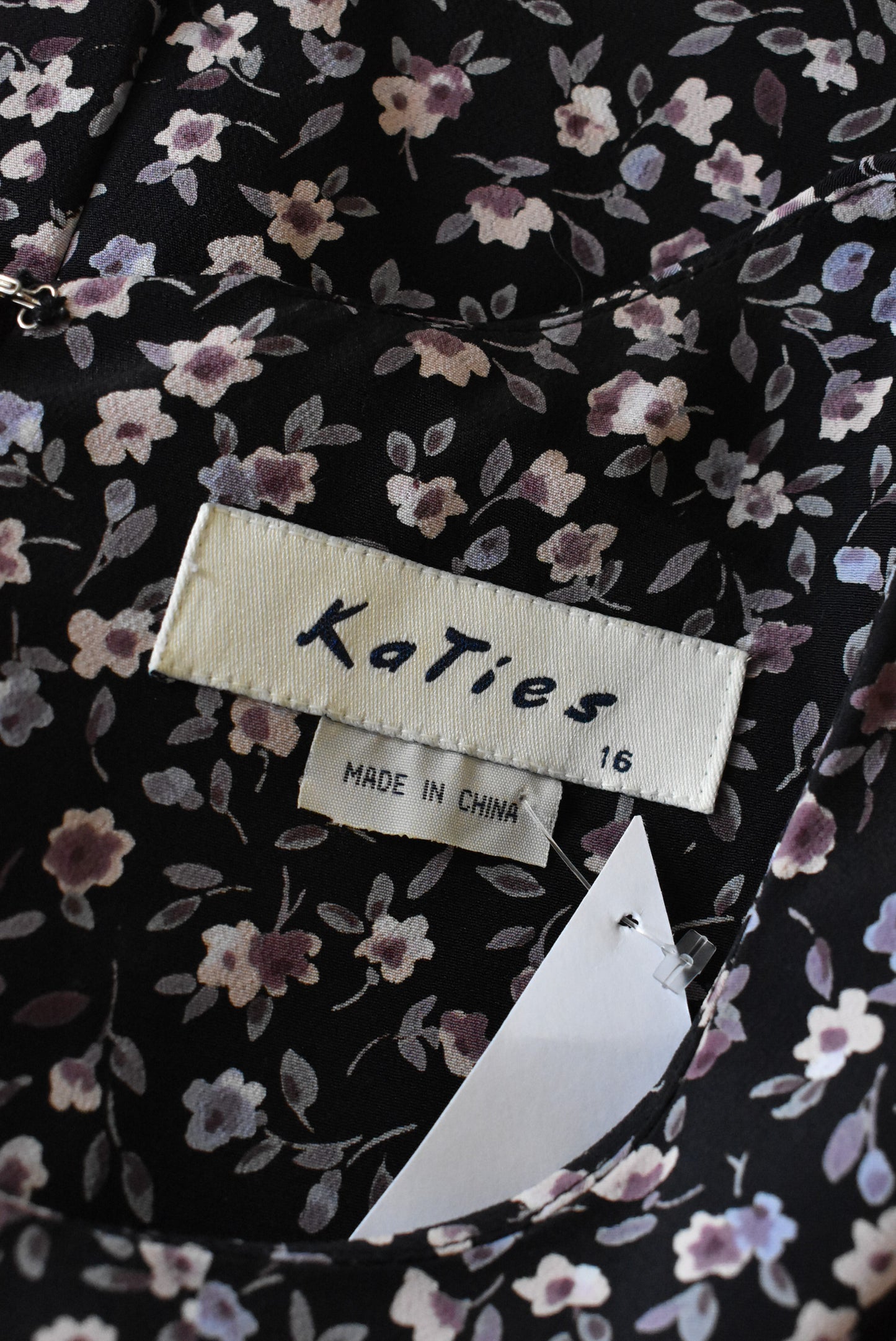 Katies retro floral dress with shoulder pads, 16