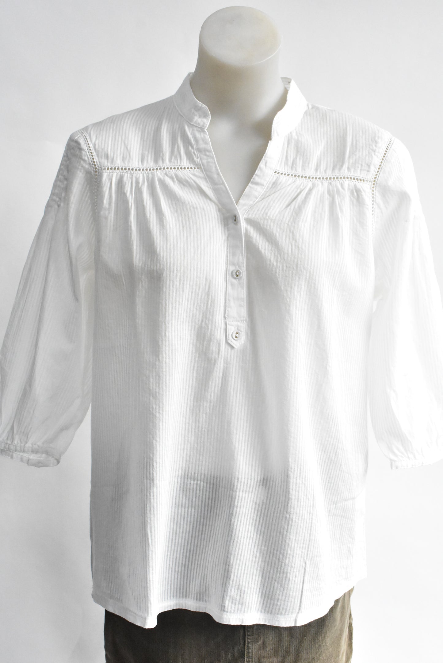 Classique white blouse, 14