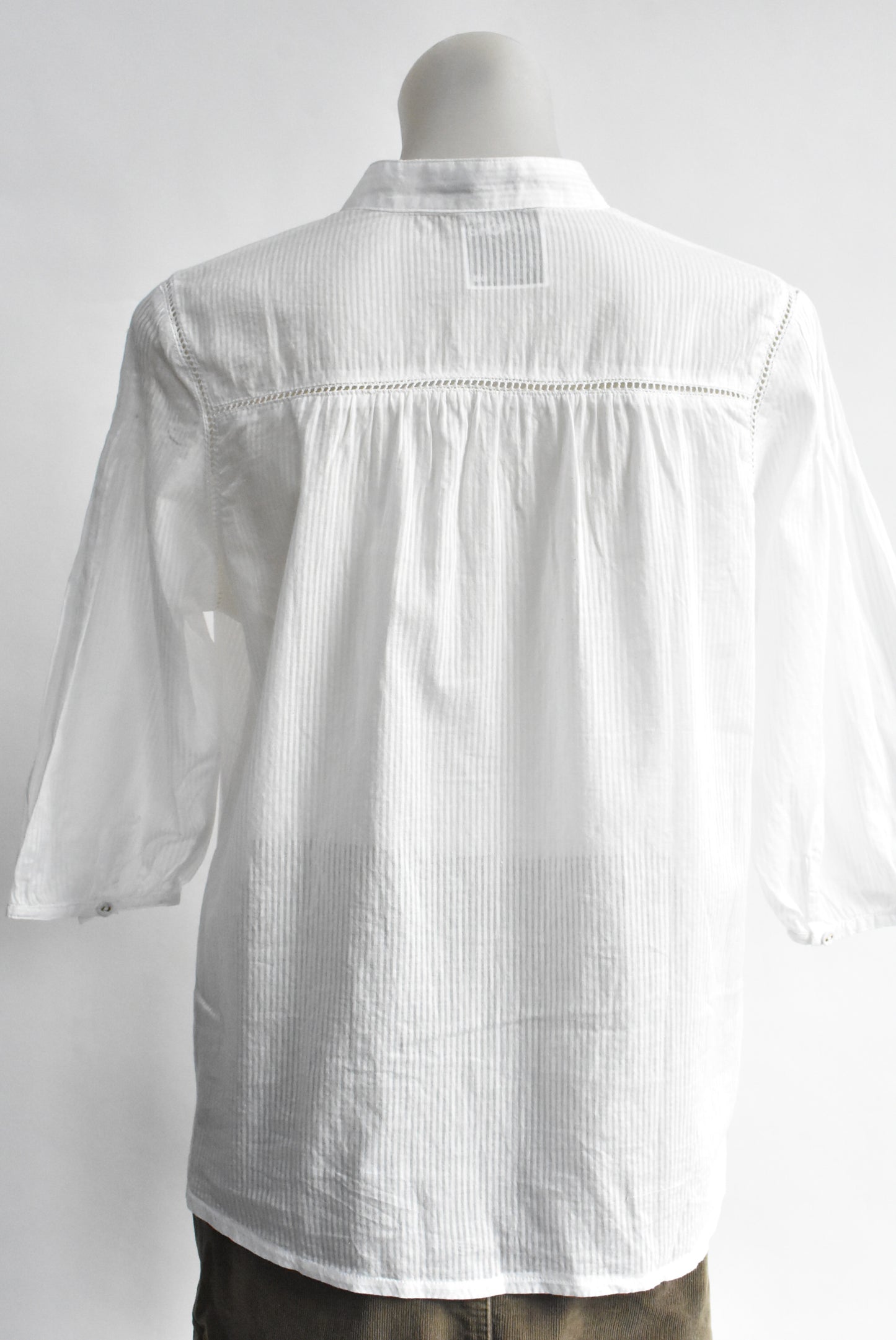 Classique white blouse, 14