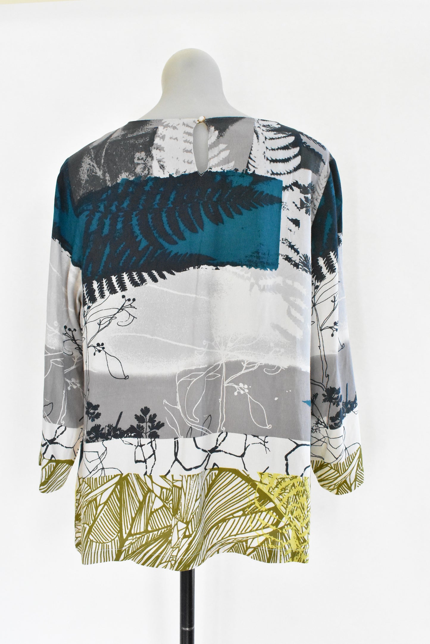 White Stuff top, 18