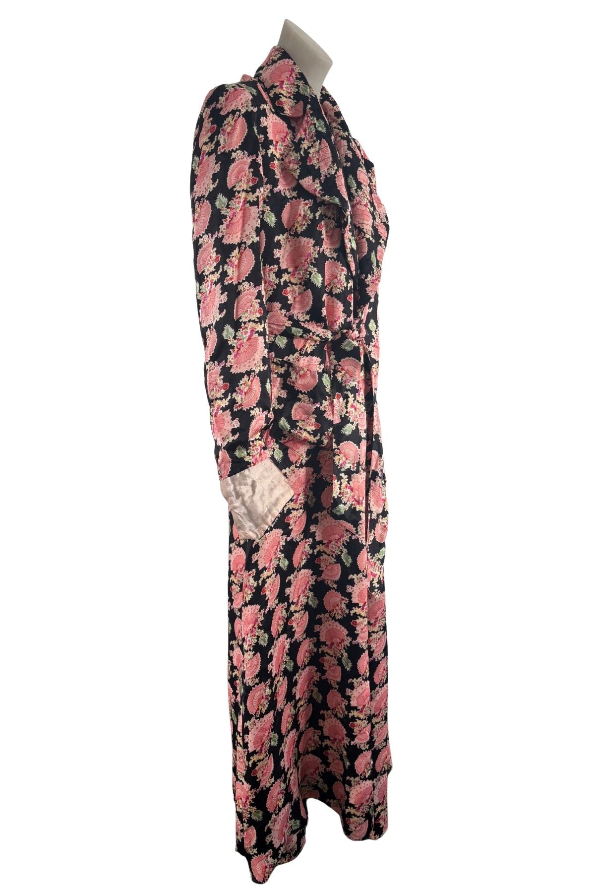 1940's/50's Beautiful silk satin dressing gown, OSFM