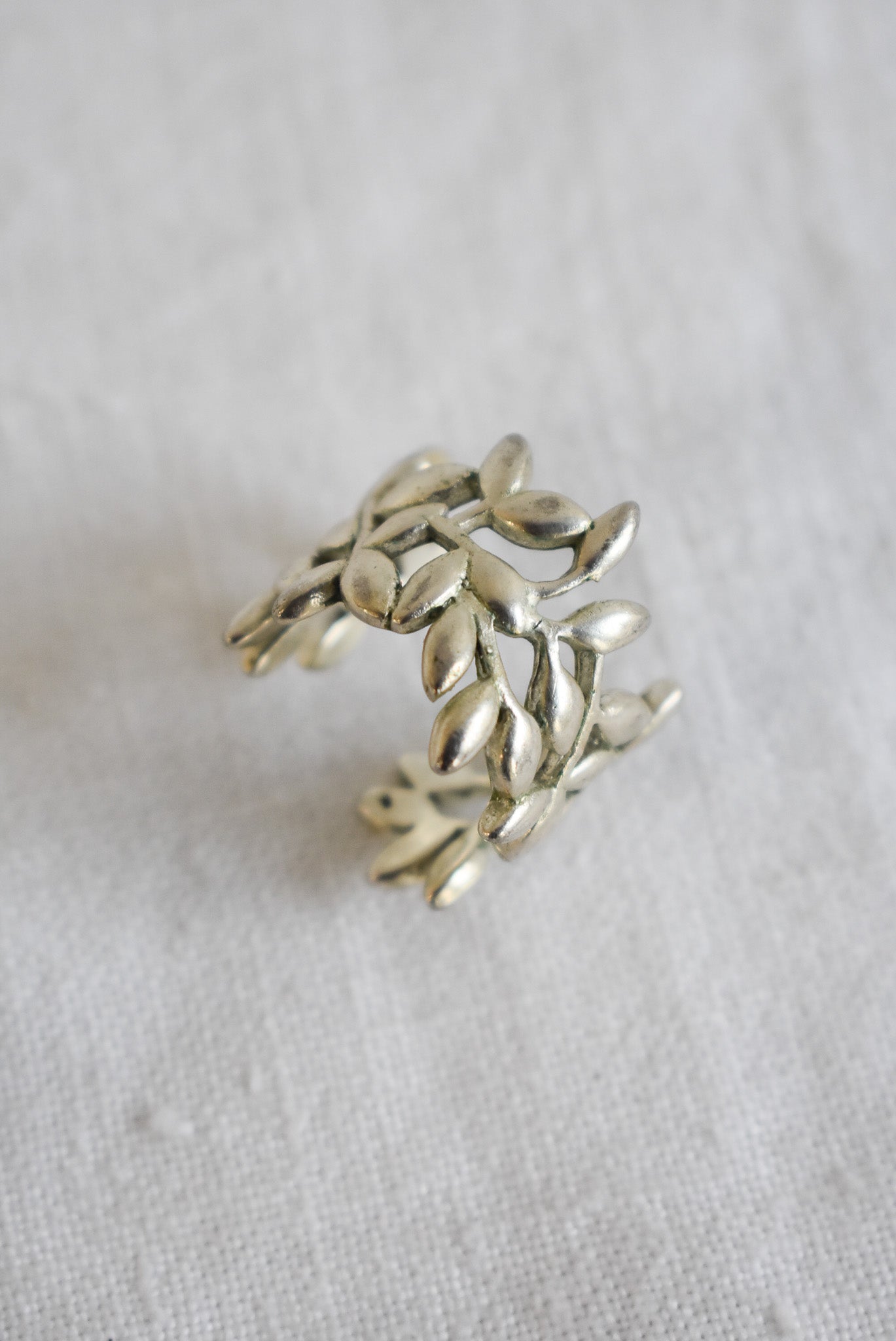 Regal olive branch ring