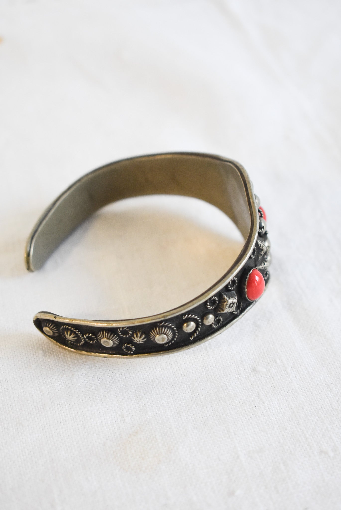 Regal red beaded arm band