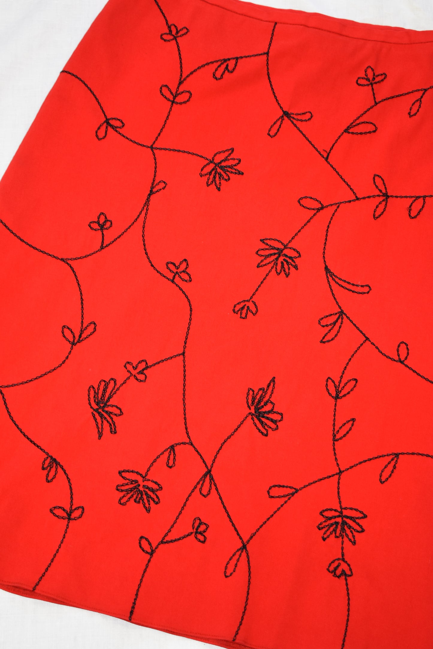 Unique red flower embroidered skirt, S/M