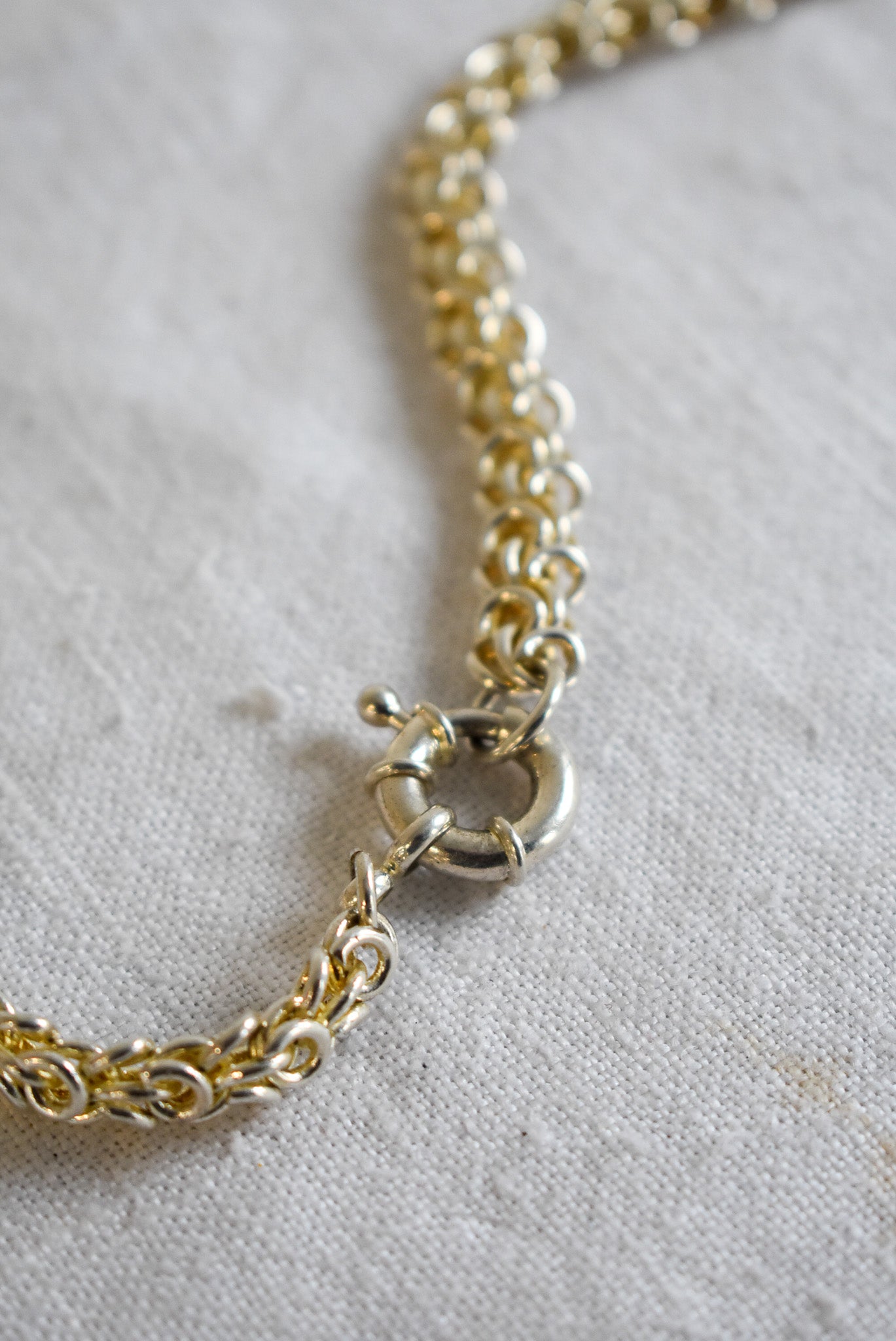 Beautifully made chunky chain necklace