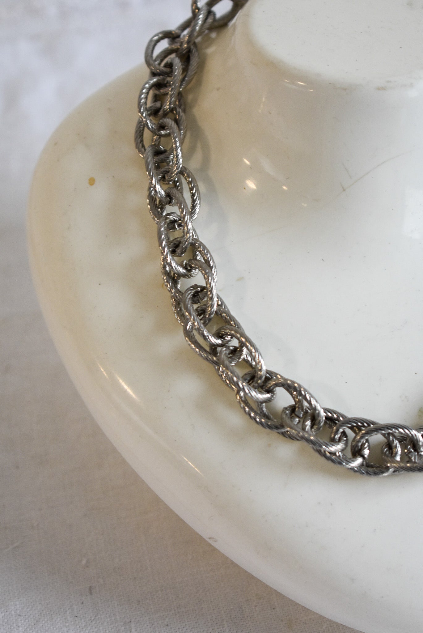 Braided chunky chain necklace