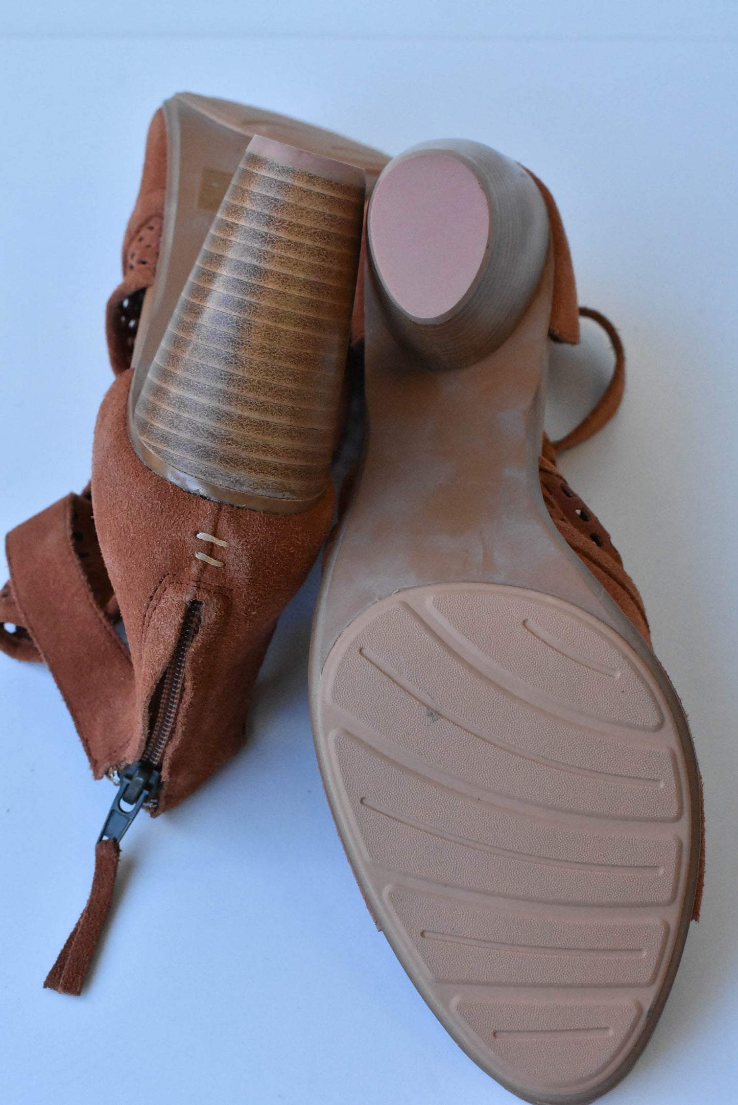 Emu Australia suede heels Size 42