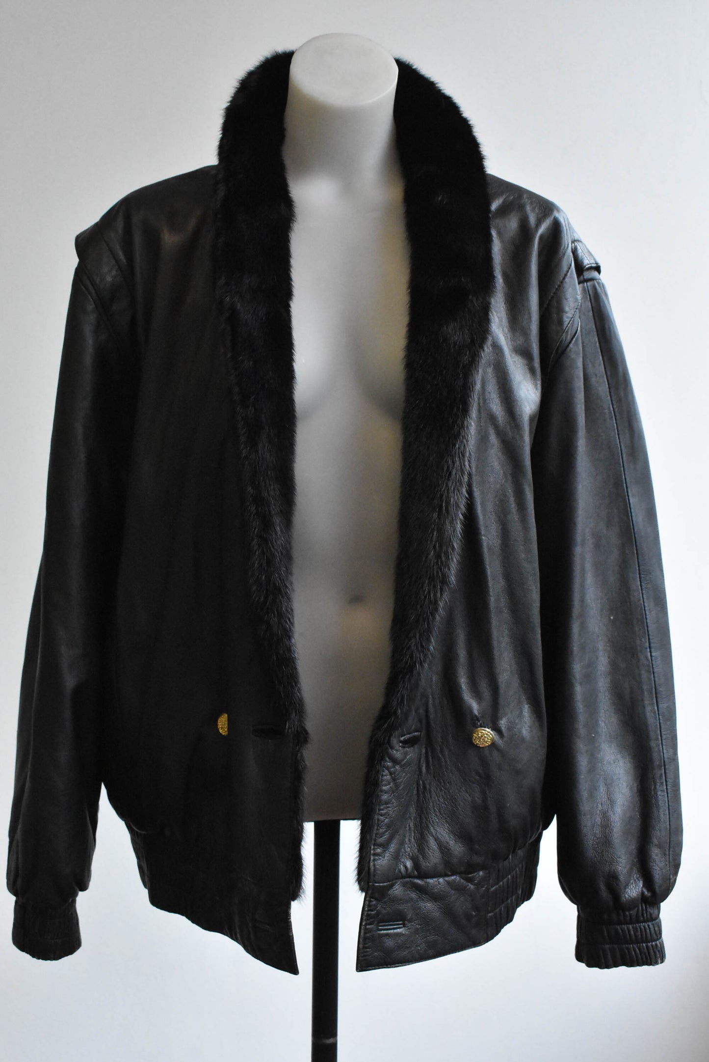 Reversible fur and leather 80's jacket- Large