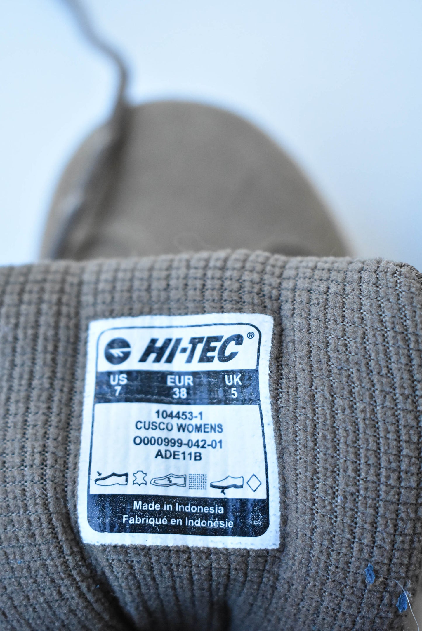 HiTec women's tramping boots - size 38