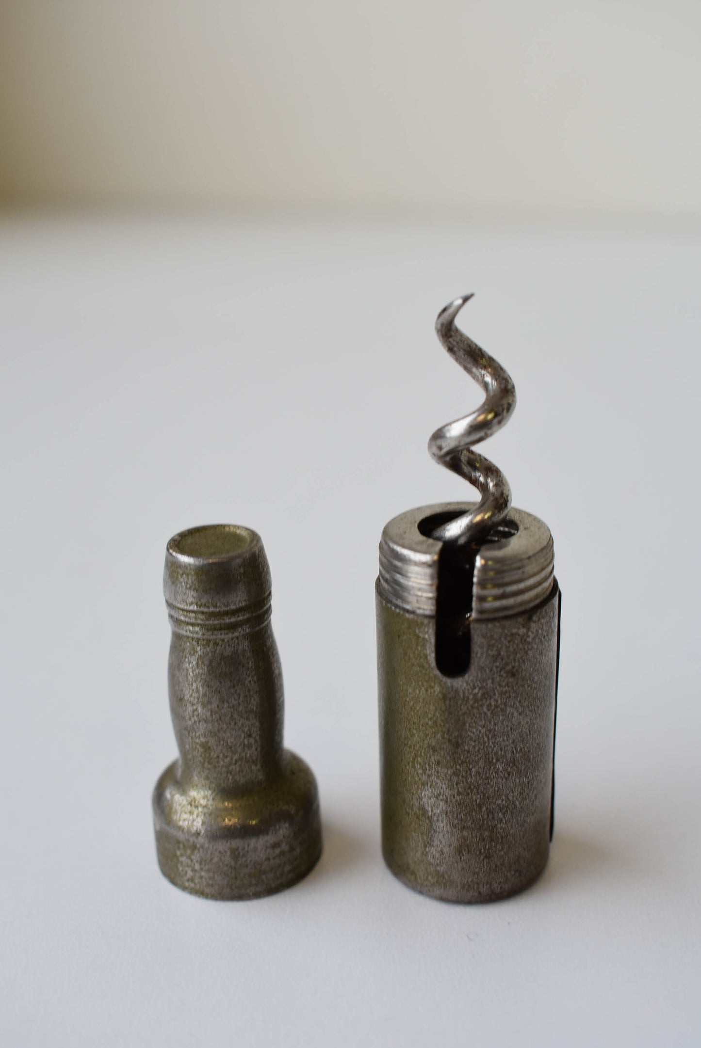 John Dewar & sons Collectible travelling corkscrew