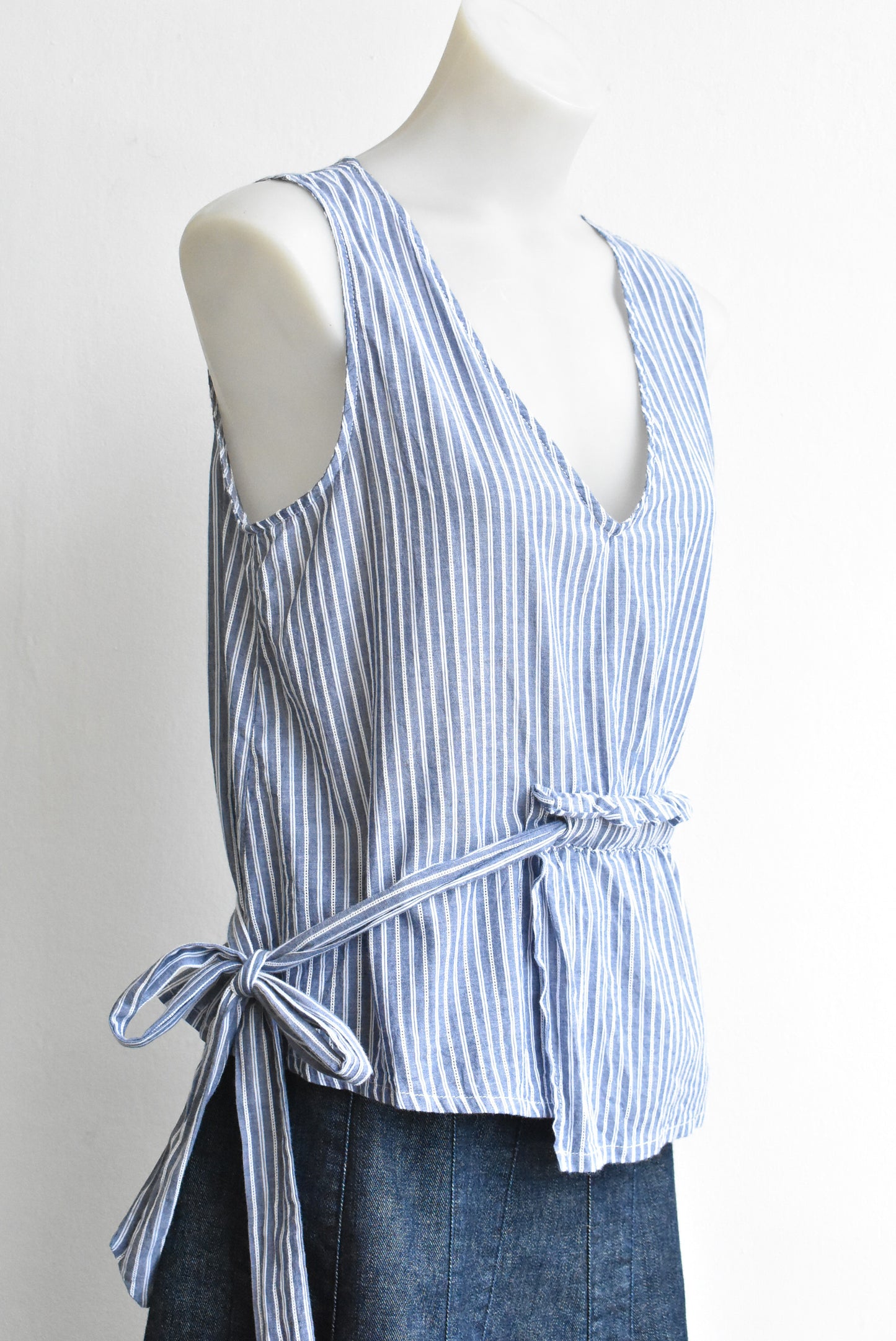 Striking stripy cotton blend top, 12