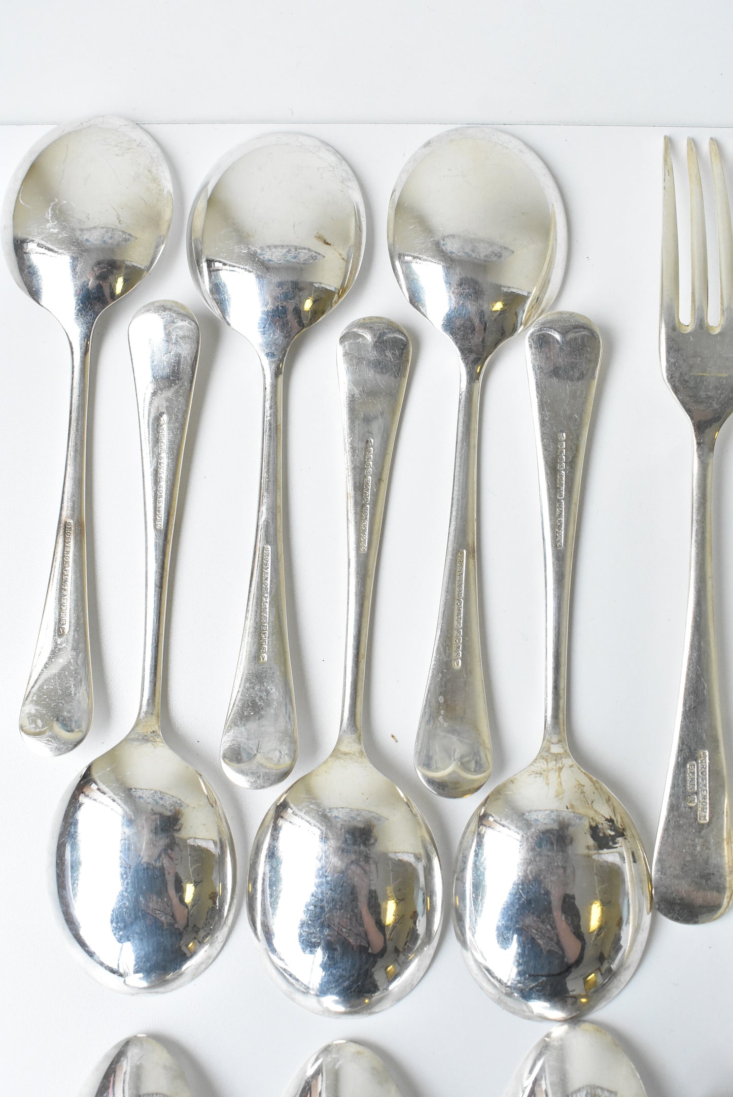 24 piece assorted set of forks, knives, dessert spoons, soup spoons