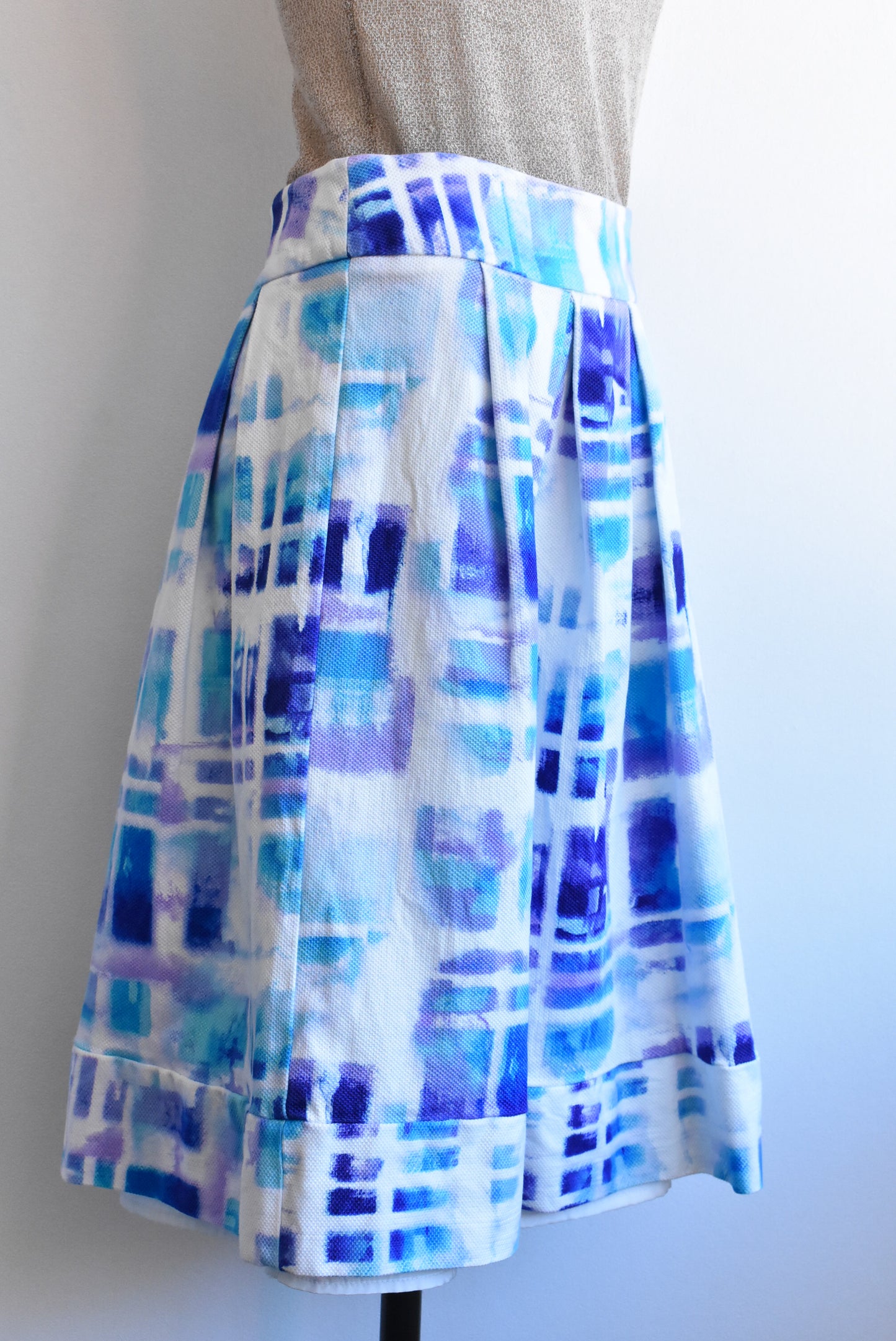 Whistle box pleat skirt, 10