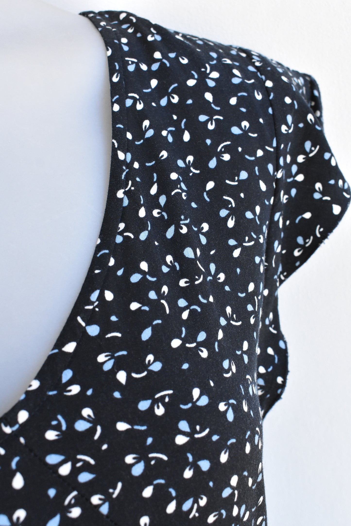 Net City cap sleeve dress, 6