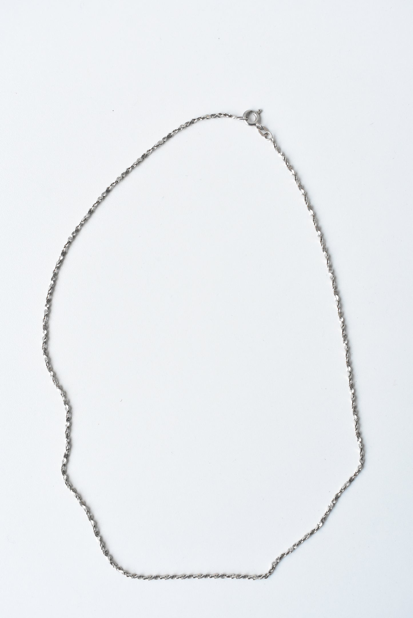 Silver twisted chain