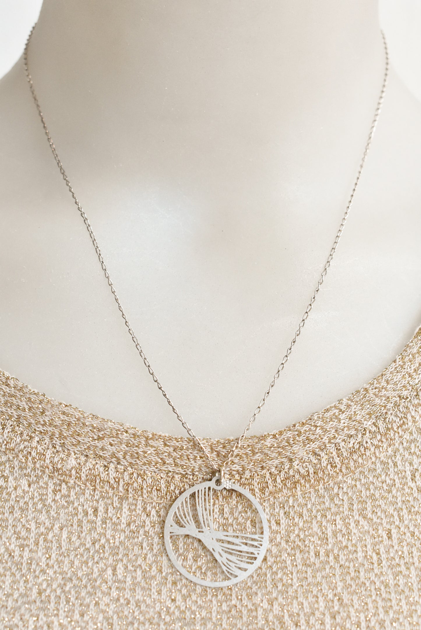 Delicate disc on silver chain 925