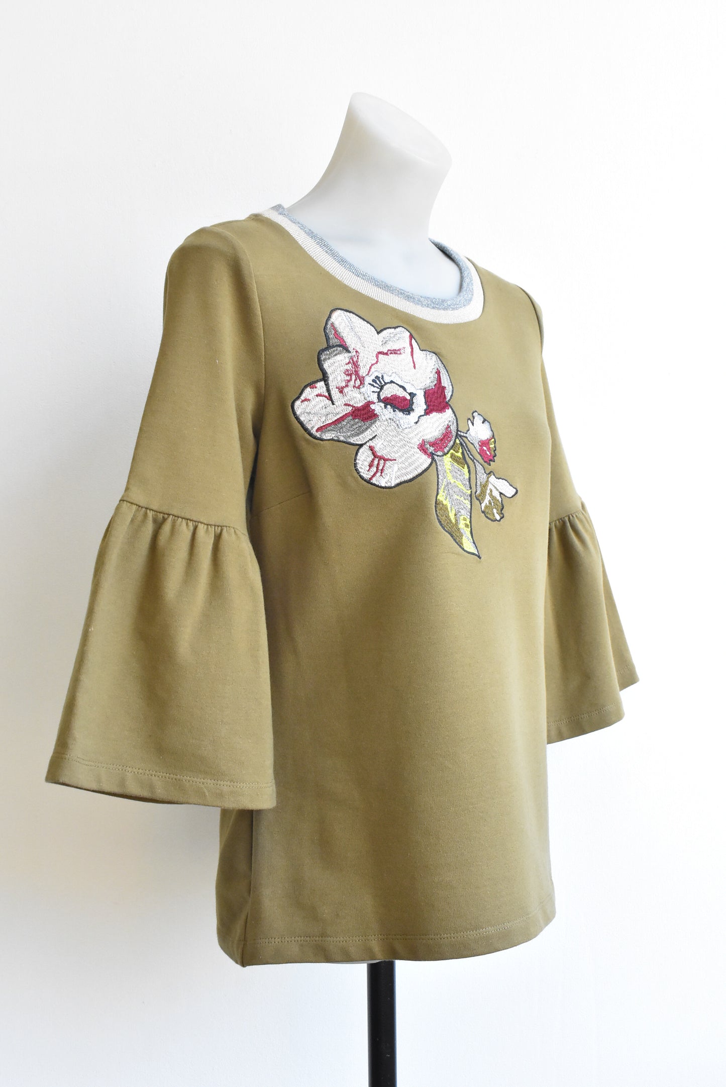 Heine olive green top, size 36 X-small