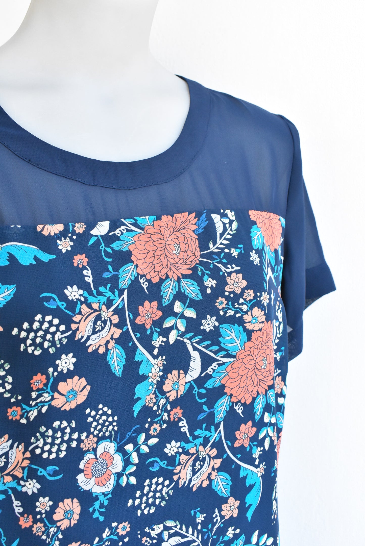 Memo shift dress, size 10