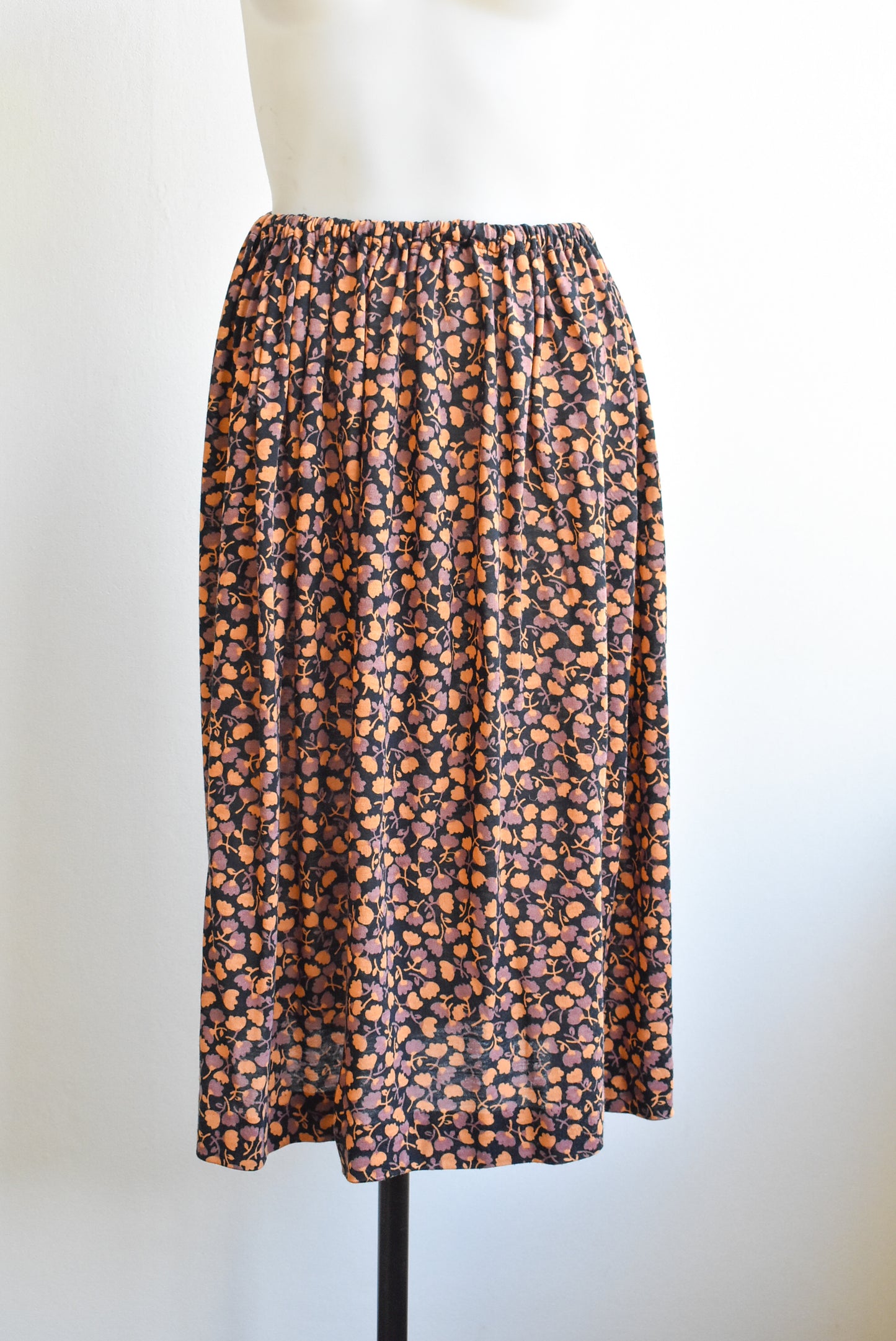 Vintage 2 piece, skirt and cardigan, size S/M