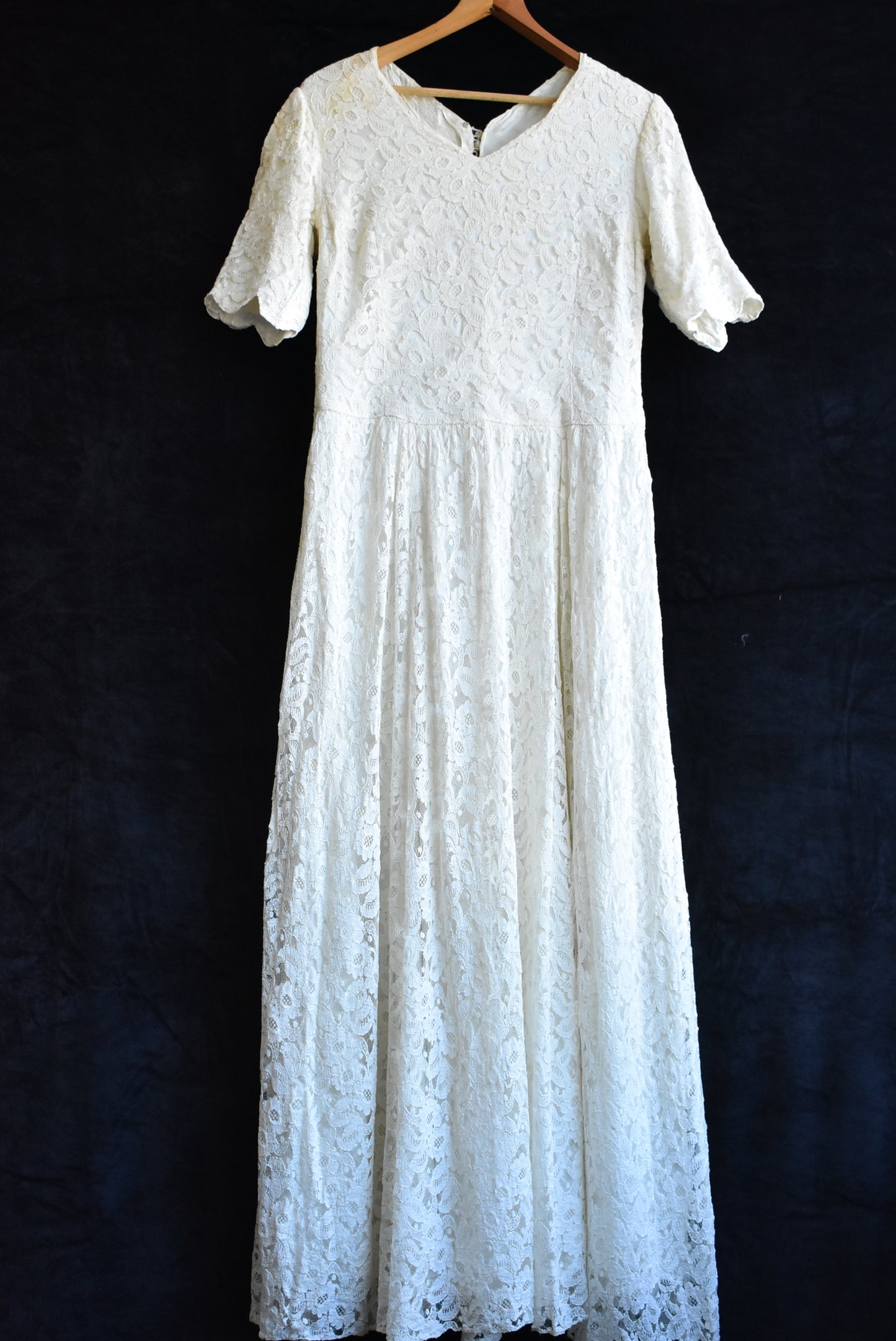 Vintage wedding dress 1940s