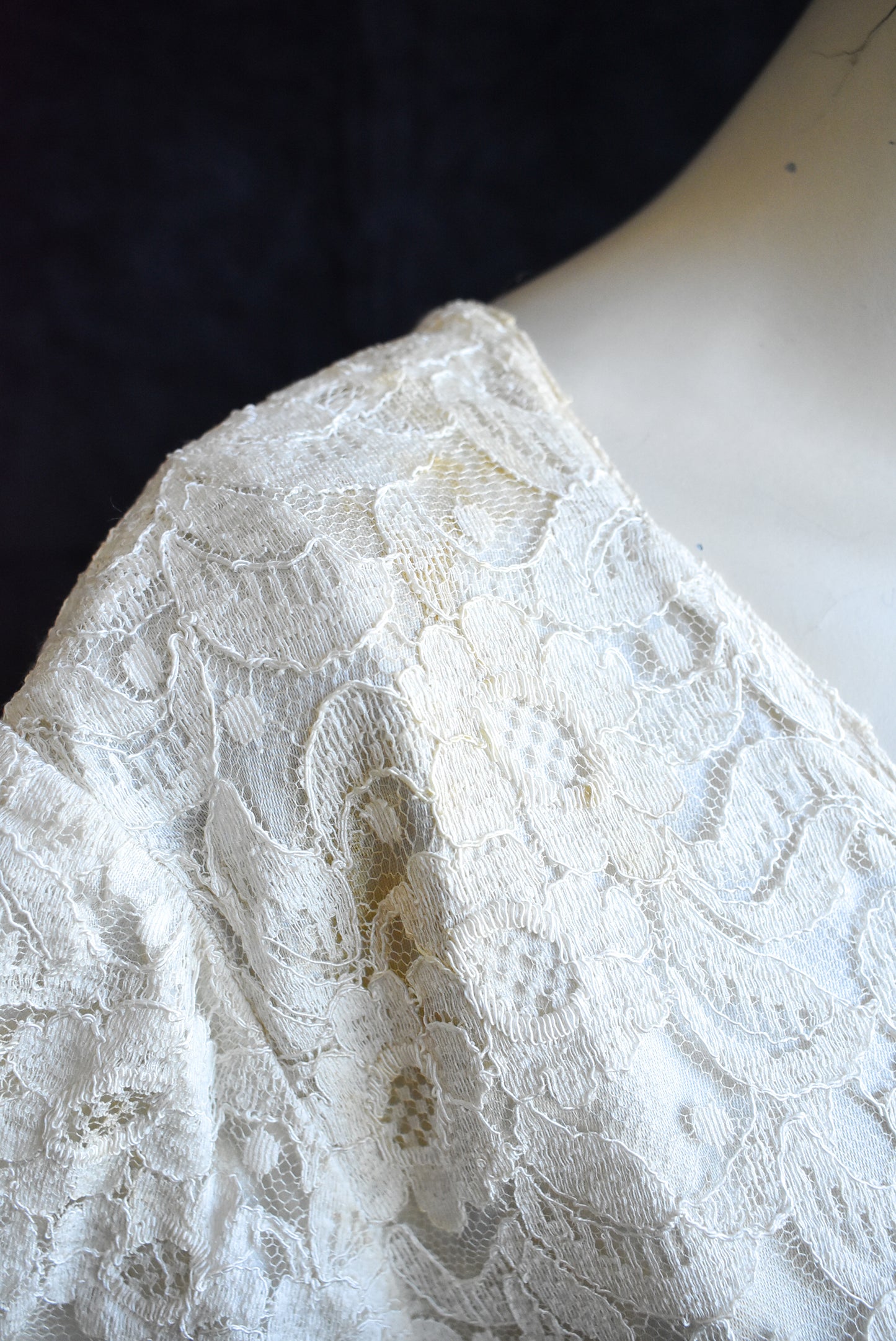 Vintage wedding dress 1940s