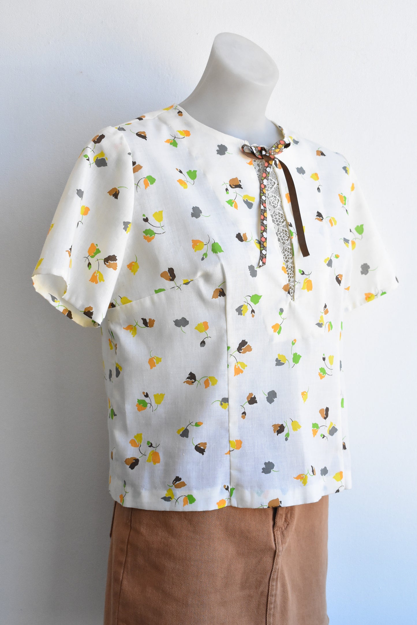 Handmade floral short sleeve top, S/M