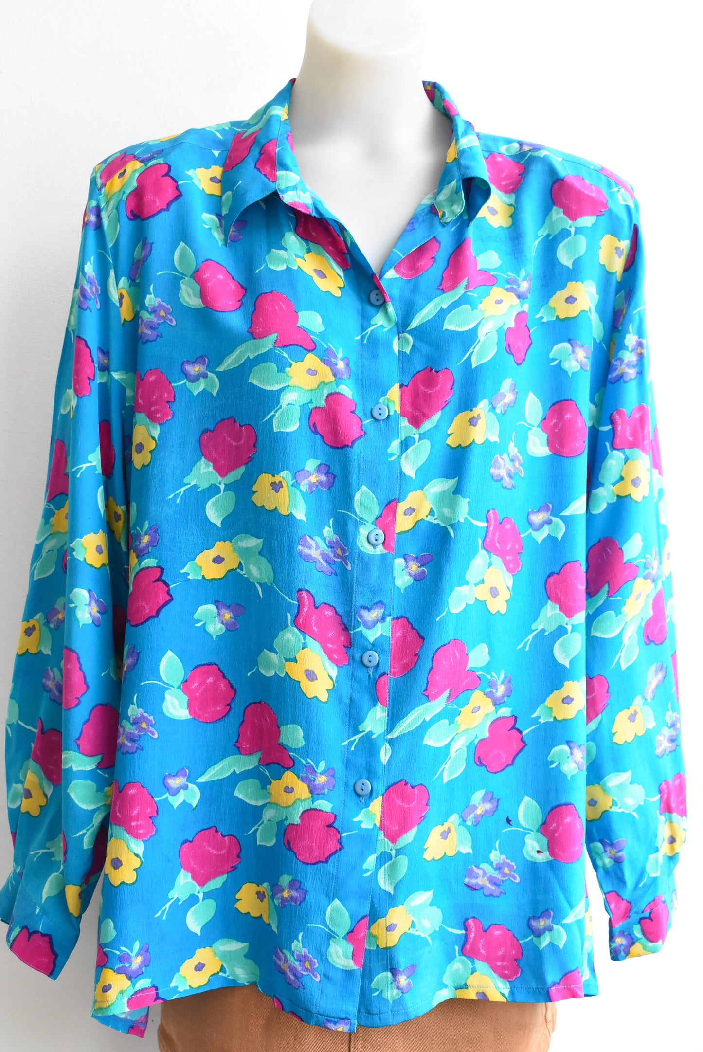 Eves St. Clair silk floral shirt, NEW, size 22