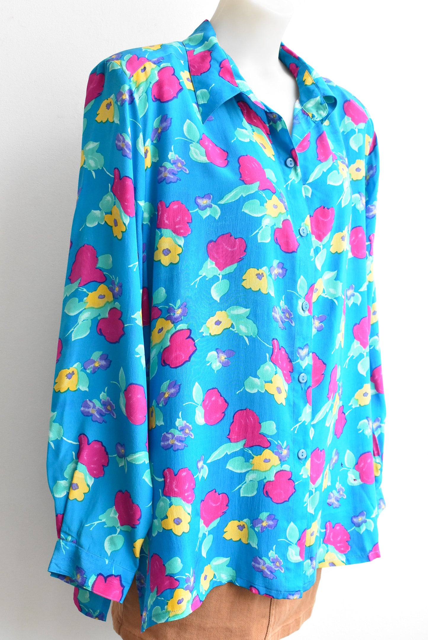 Eves St. Clair silk floral shirt, NEW, size 22