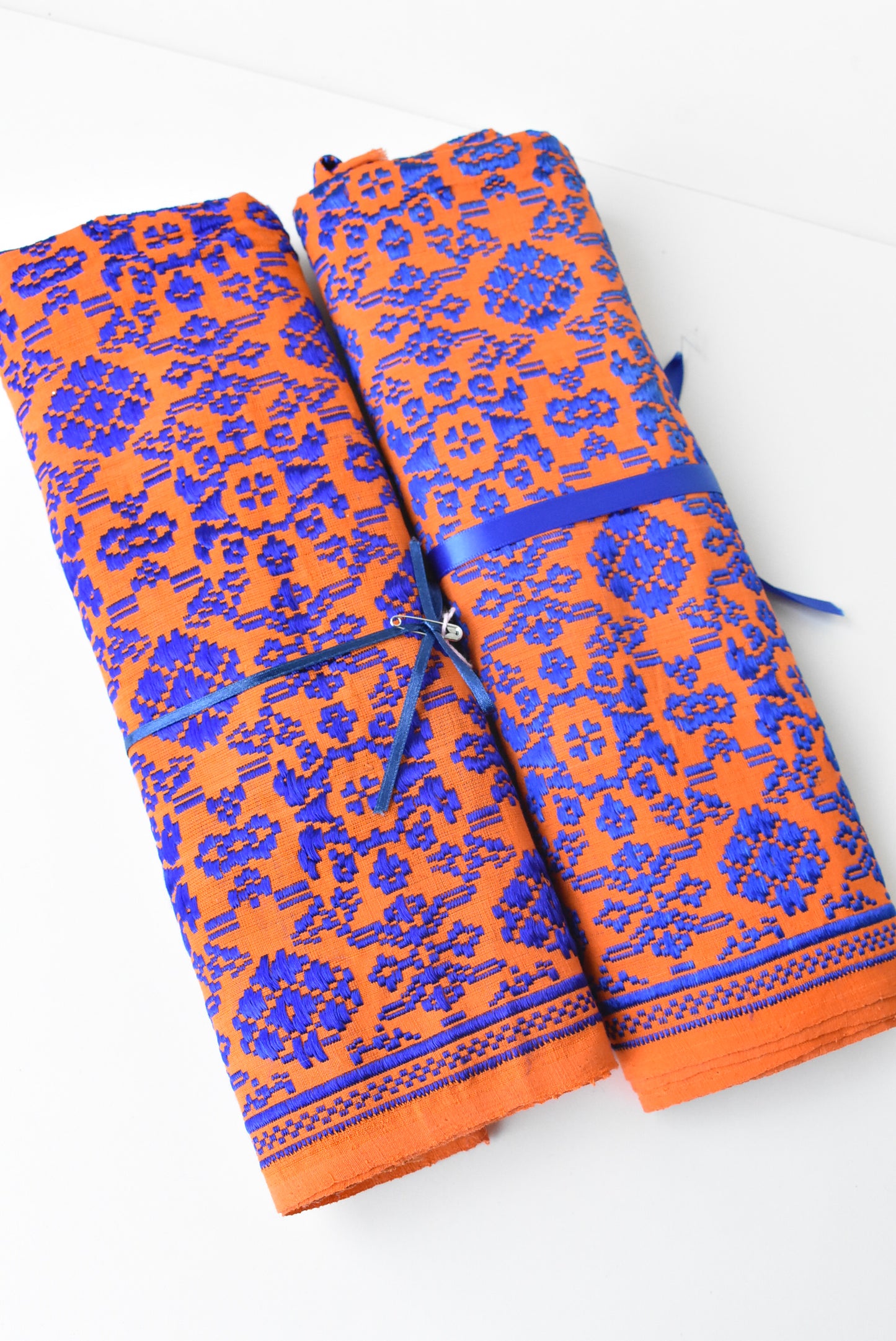 Woven cotton fabric, 1.5m x 55cm (2 pieces available)