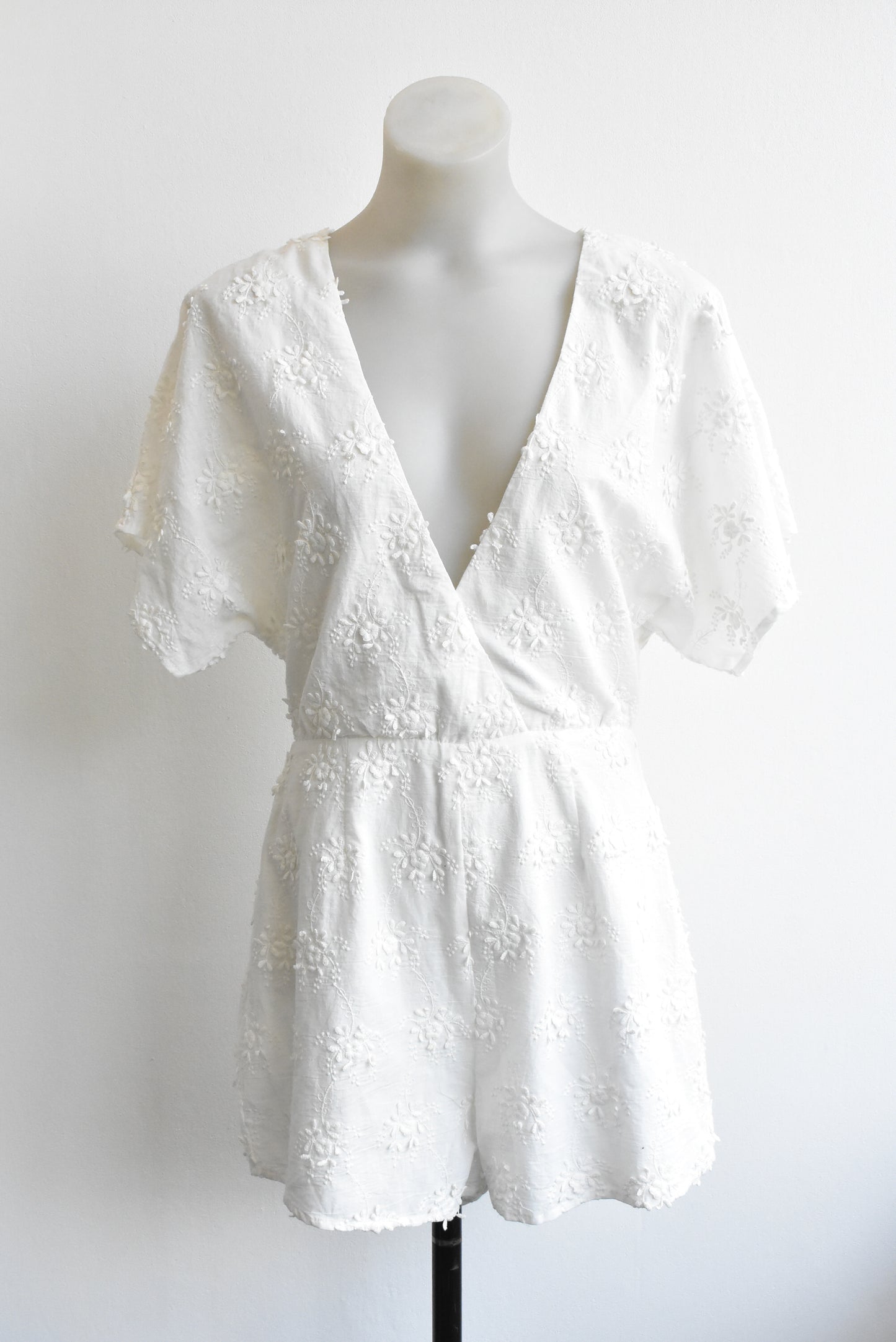 Winona white embroidered 'Grace' playsuit NEW, size S