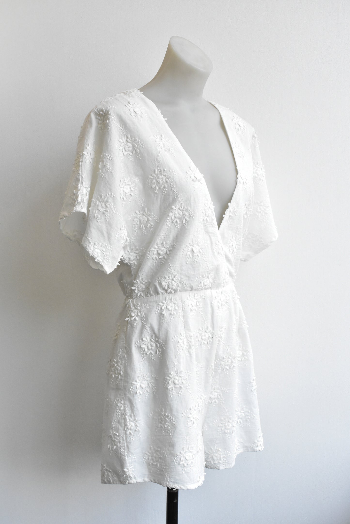 Winona white embroidered 'Grace' playsuit NEW, size S