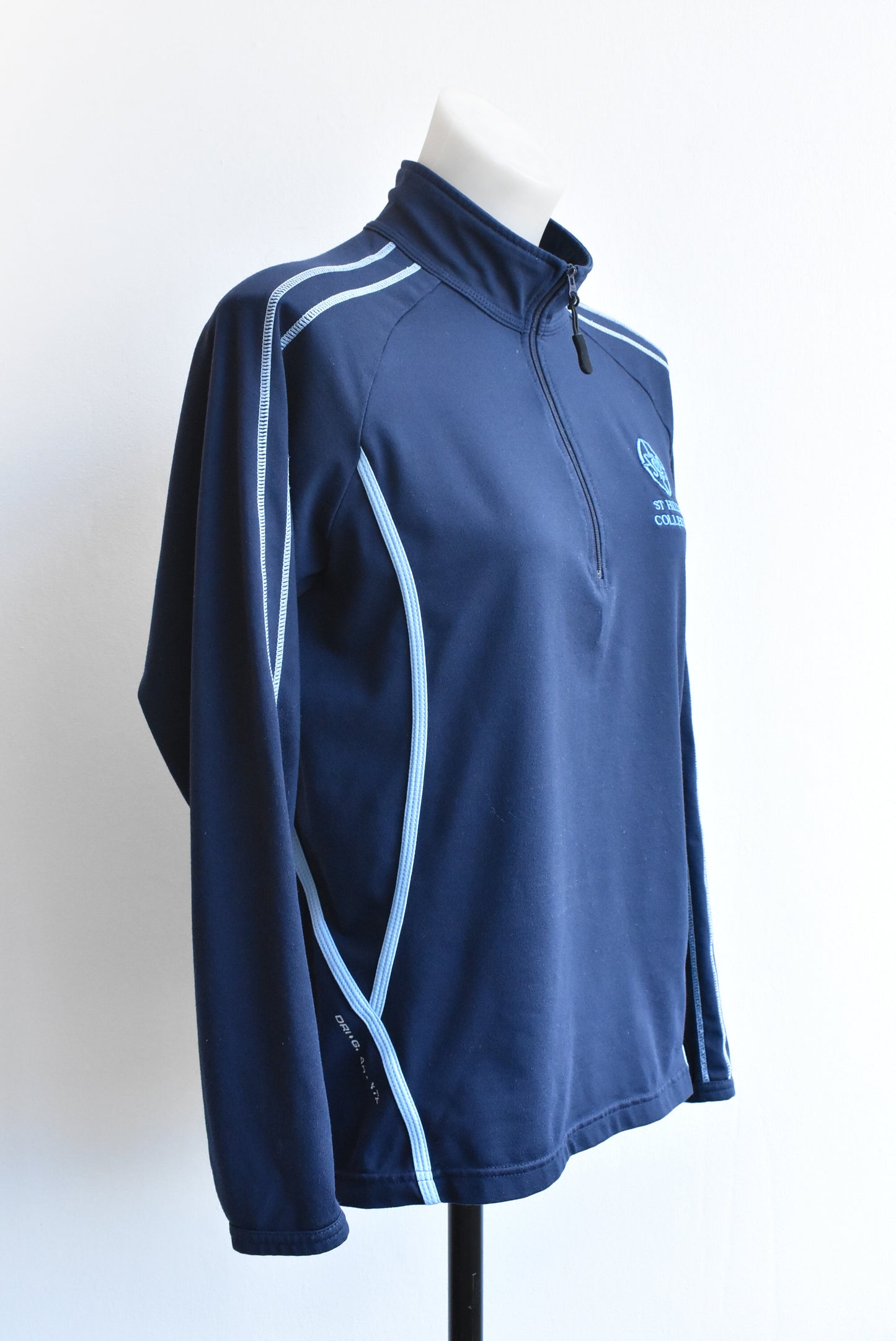 St Hilda's Collegiate Dri Gear Pullover, size XS