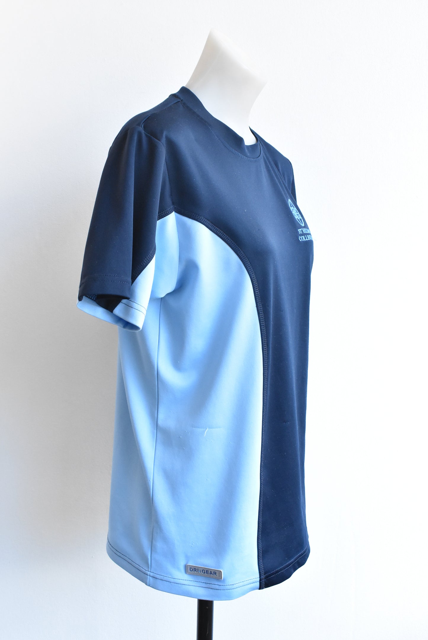 St Hilda's Collegiate Dri Gear PE t-shirt, size S