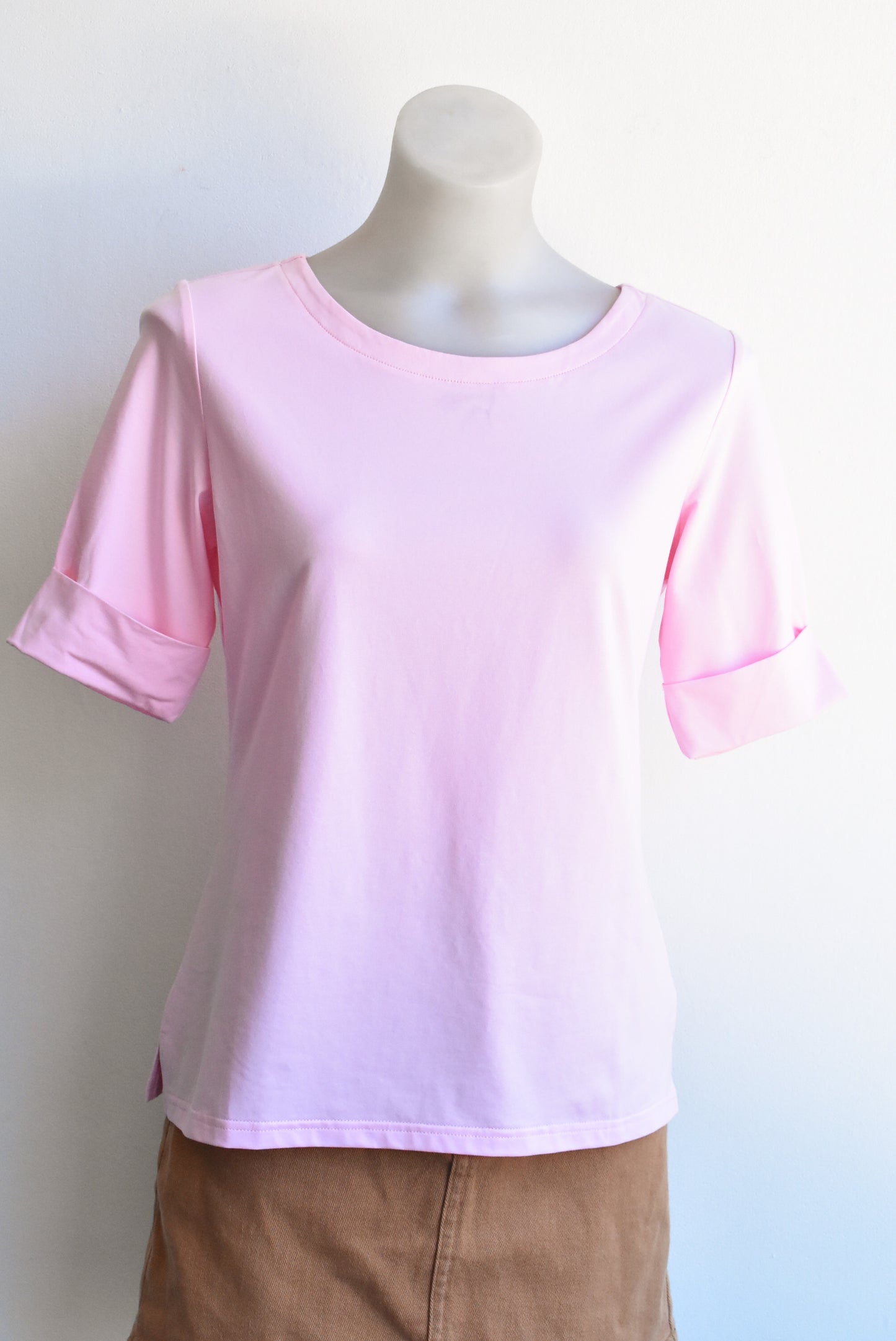 Vassalli candy floss T, 8 NWT