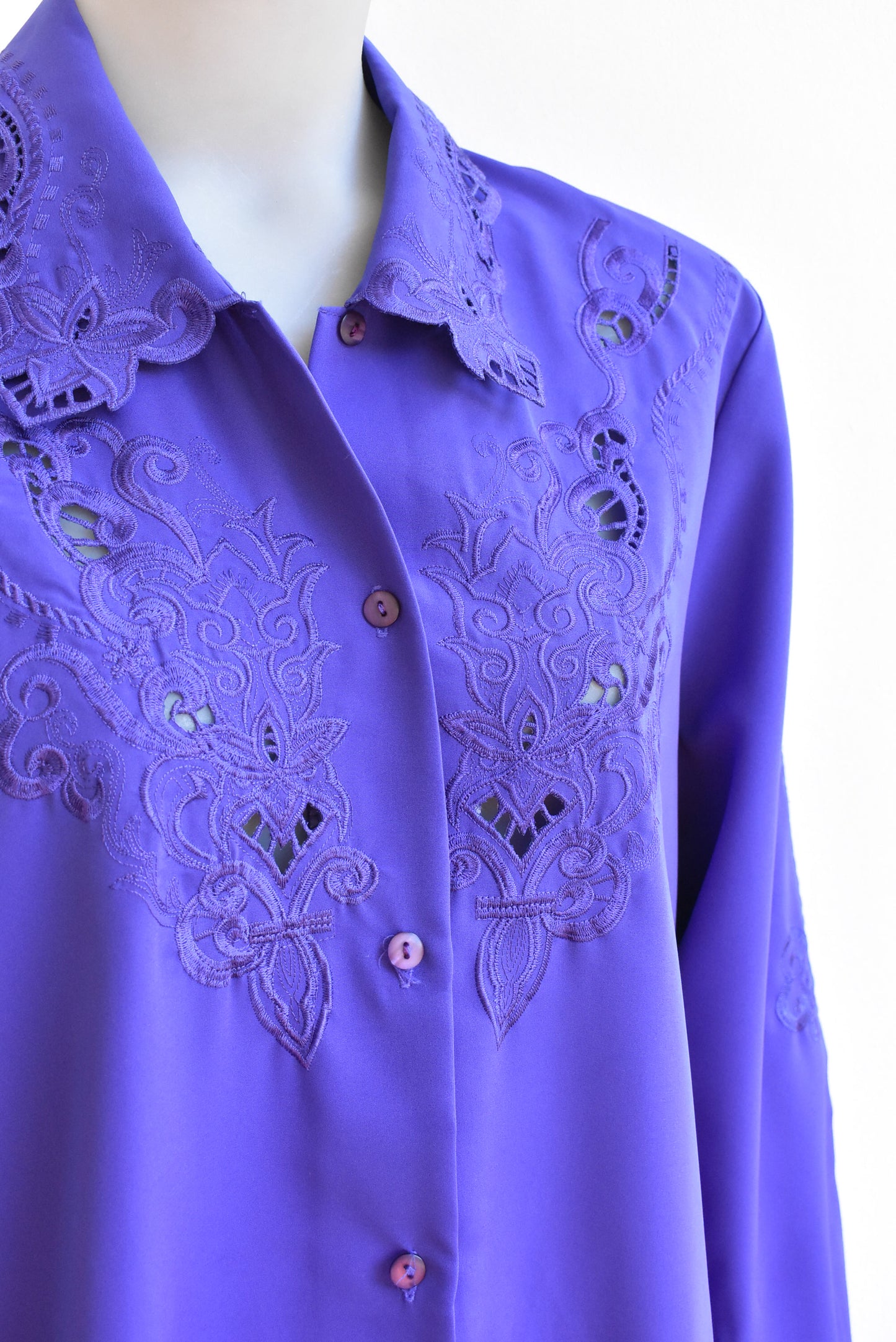 Retro purple embroidered blouse, size 15
