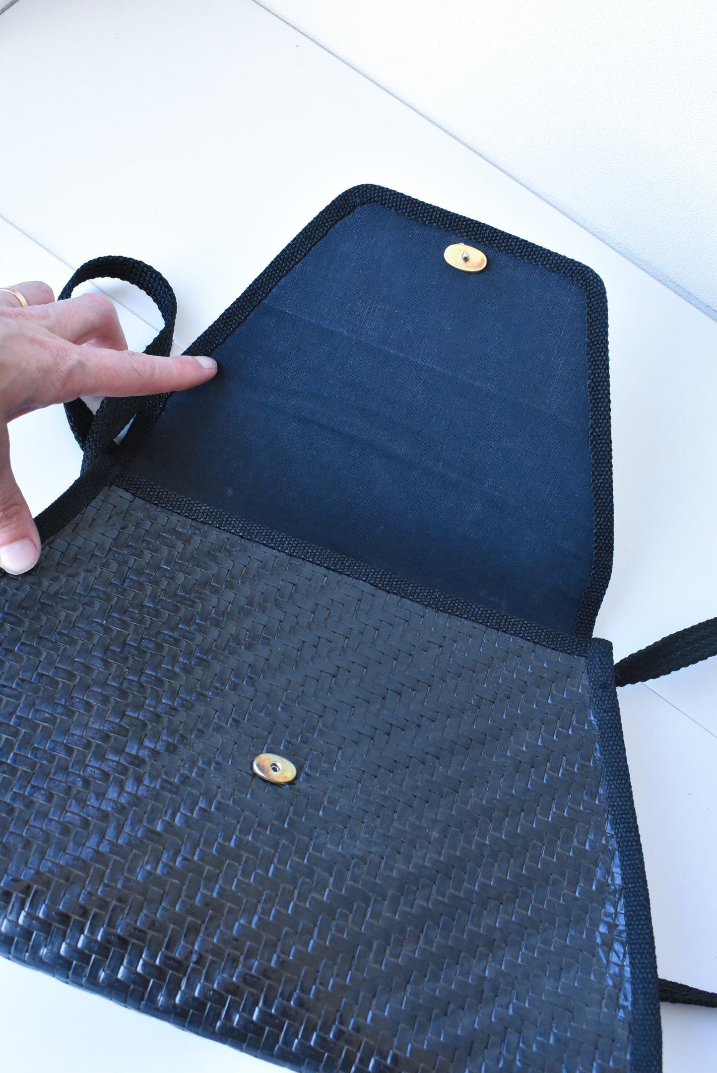 Made in Italy woven shoulder bag