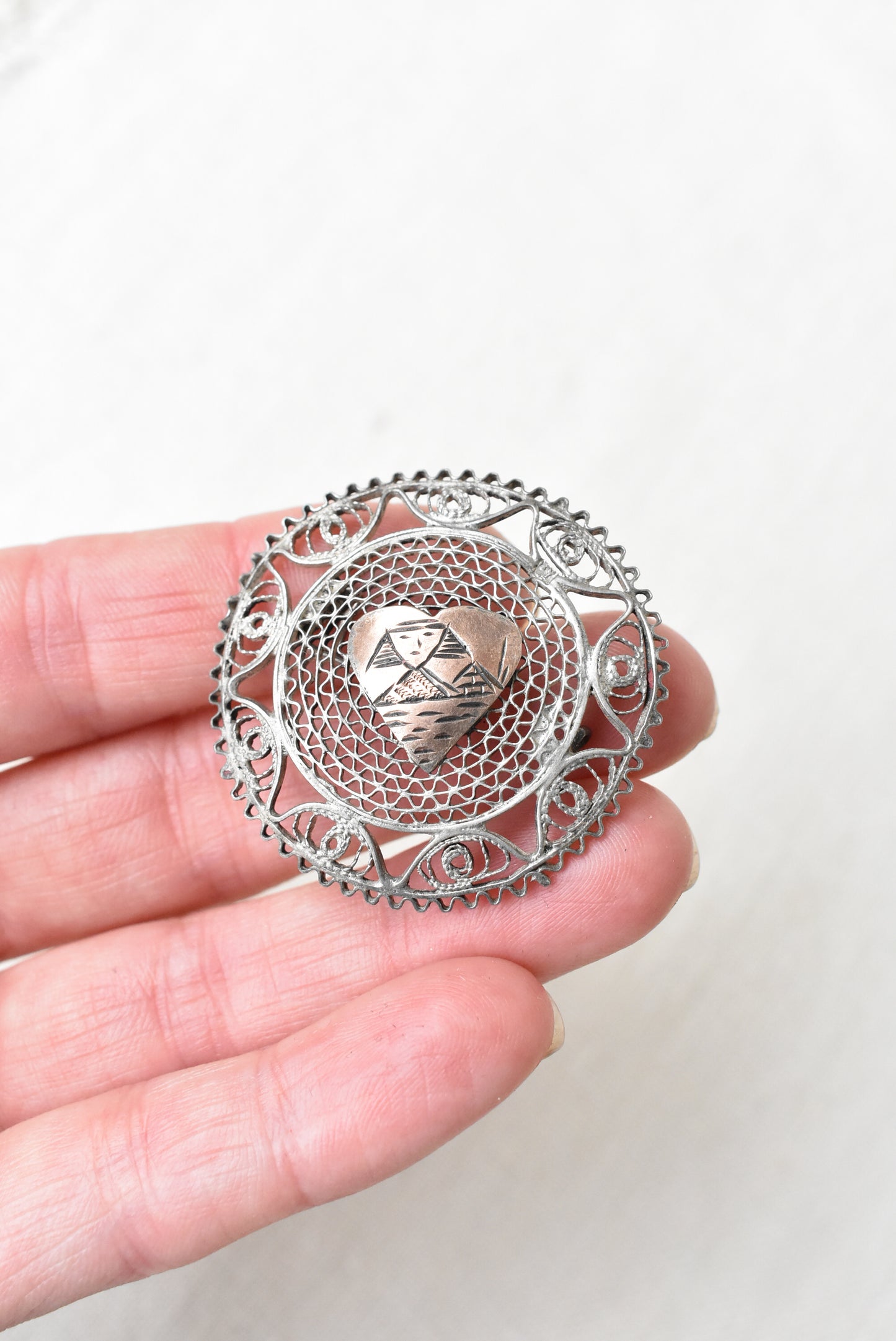 Vintage 1920s brooch