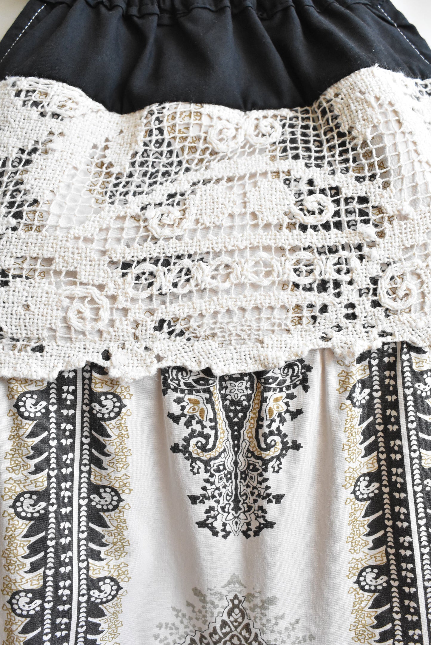 Colorado cotton lace frock, size 10