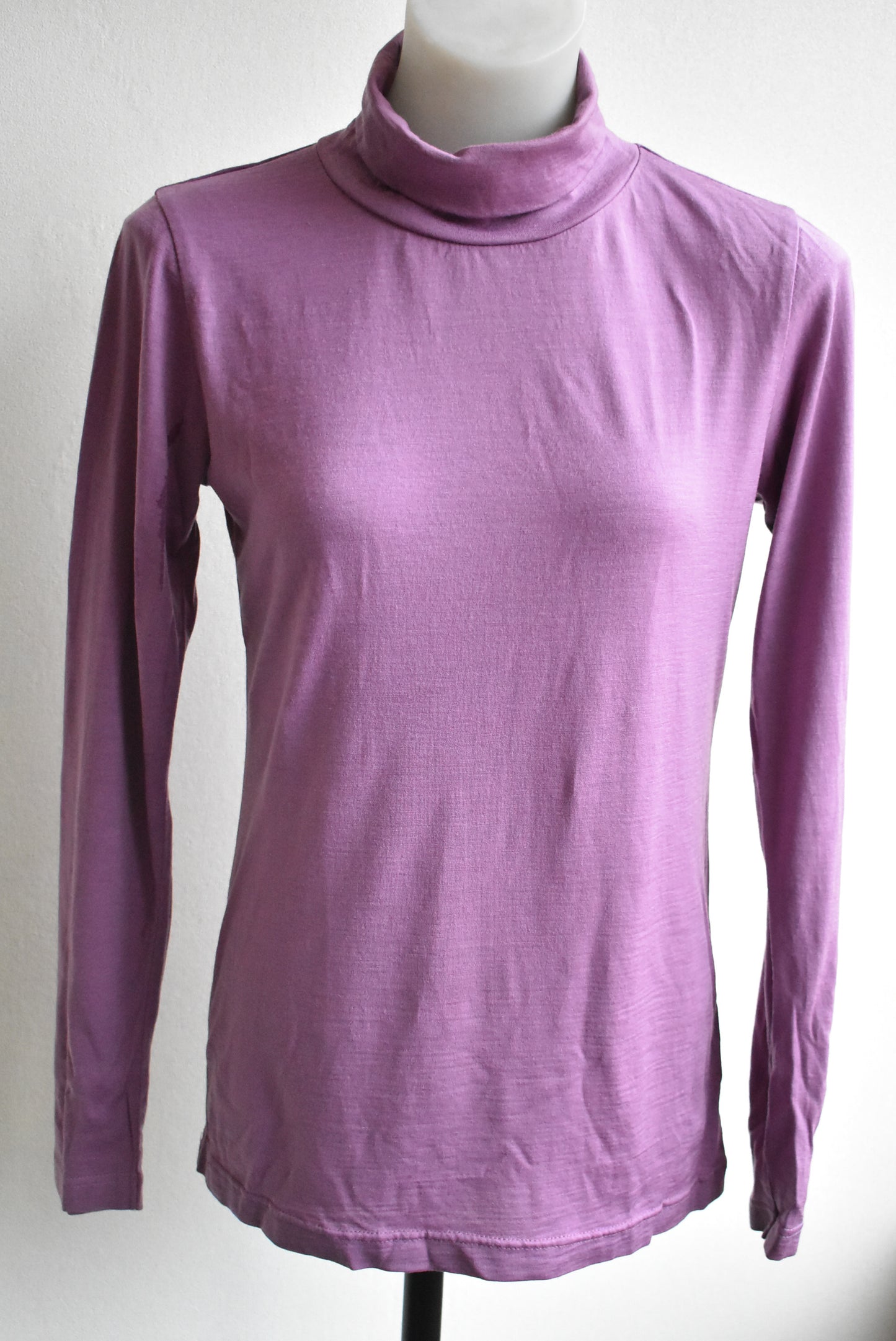Mill Road mauve merino top, size s/m