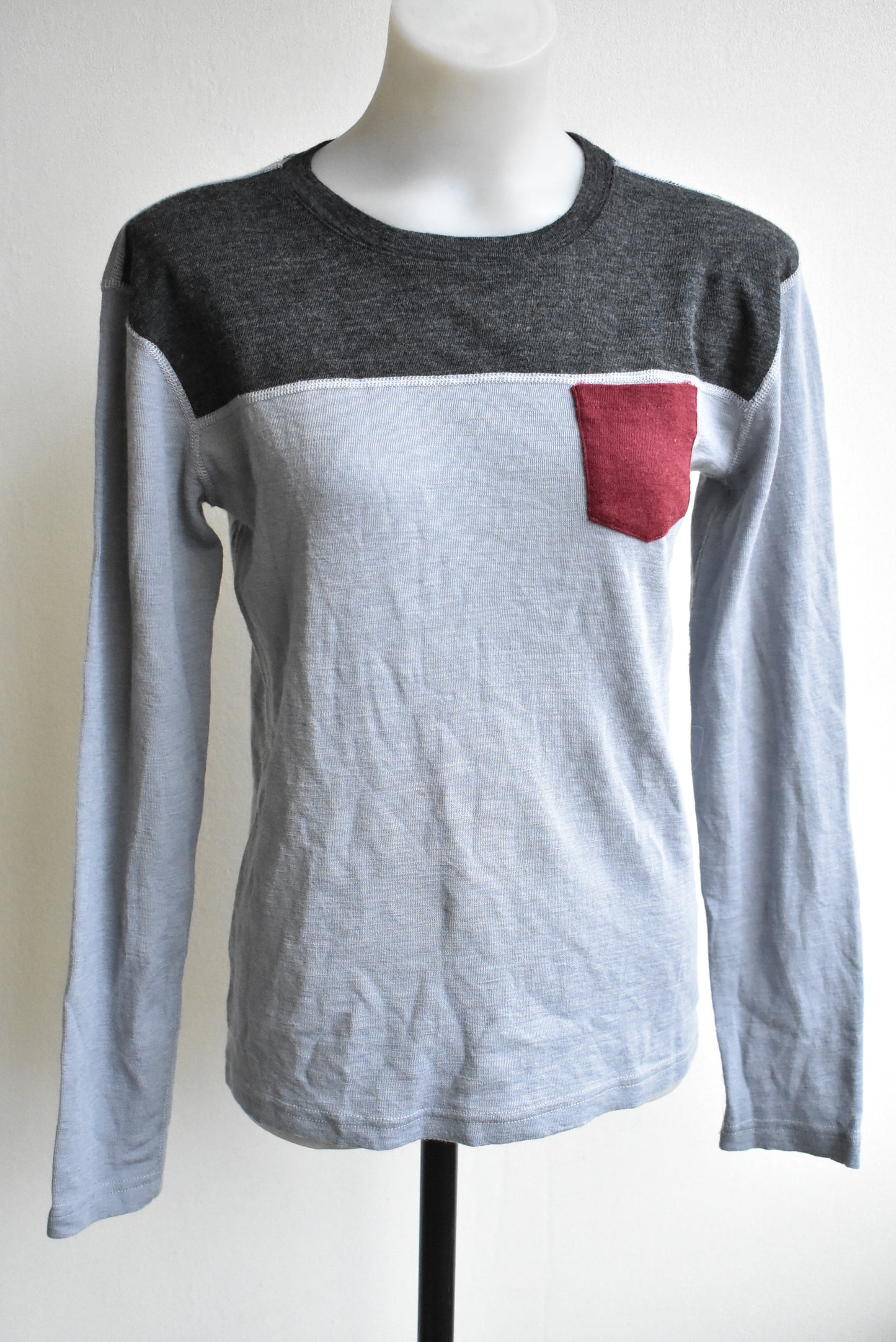 North South merino top, size 14