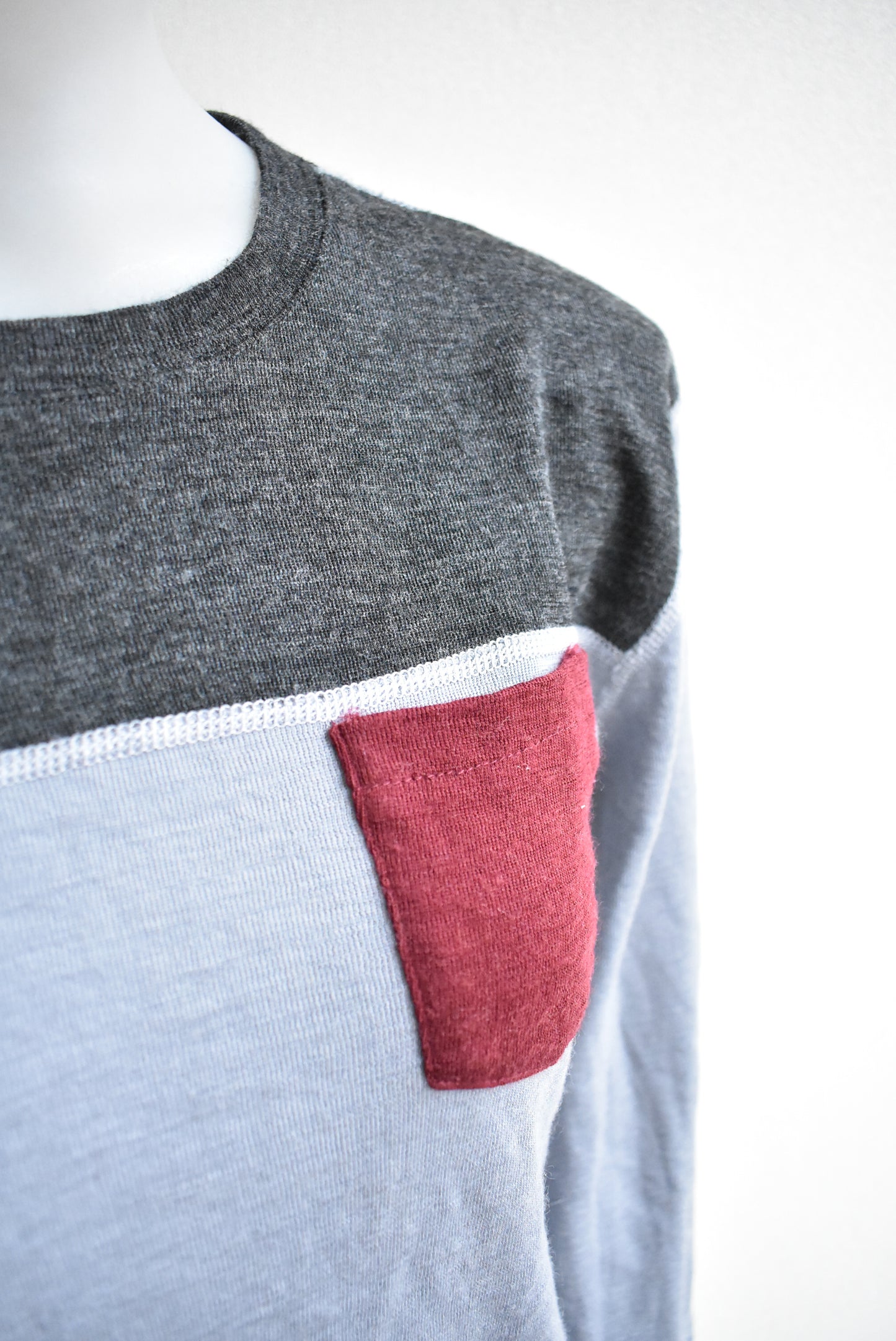North South merino top, size 14