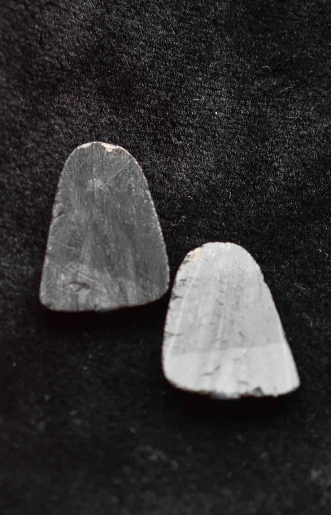 Psilomelane, 2 pieces