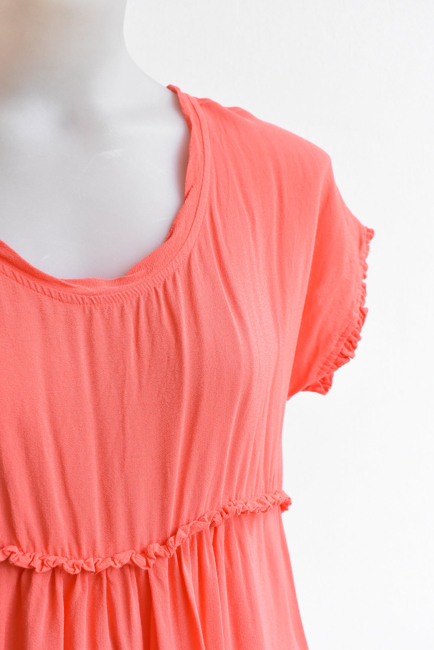 Briarwood coral flowy top, size XS