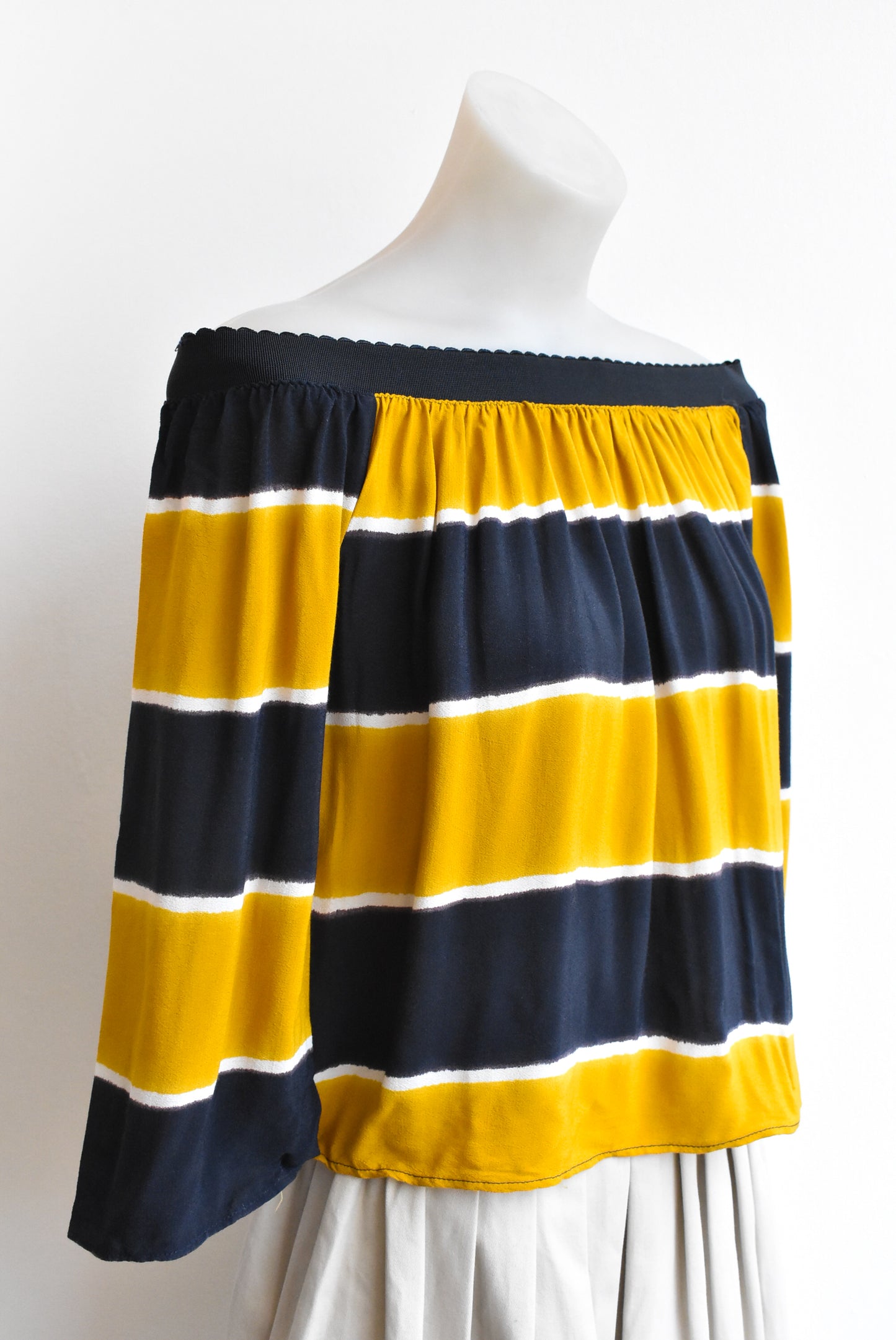 Zara Basic bardot top, size M