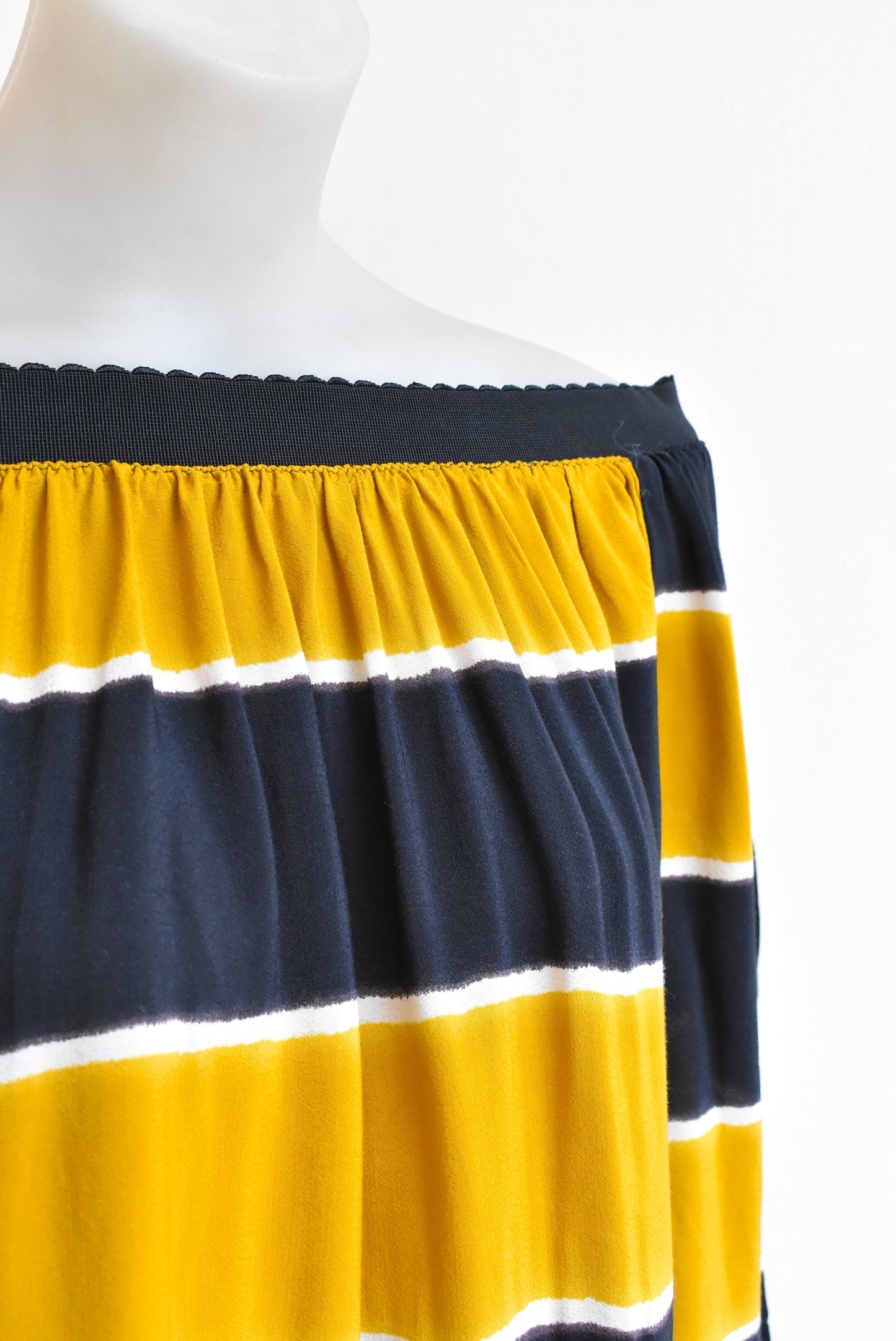 Zara Basic bardot top, size M