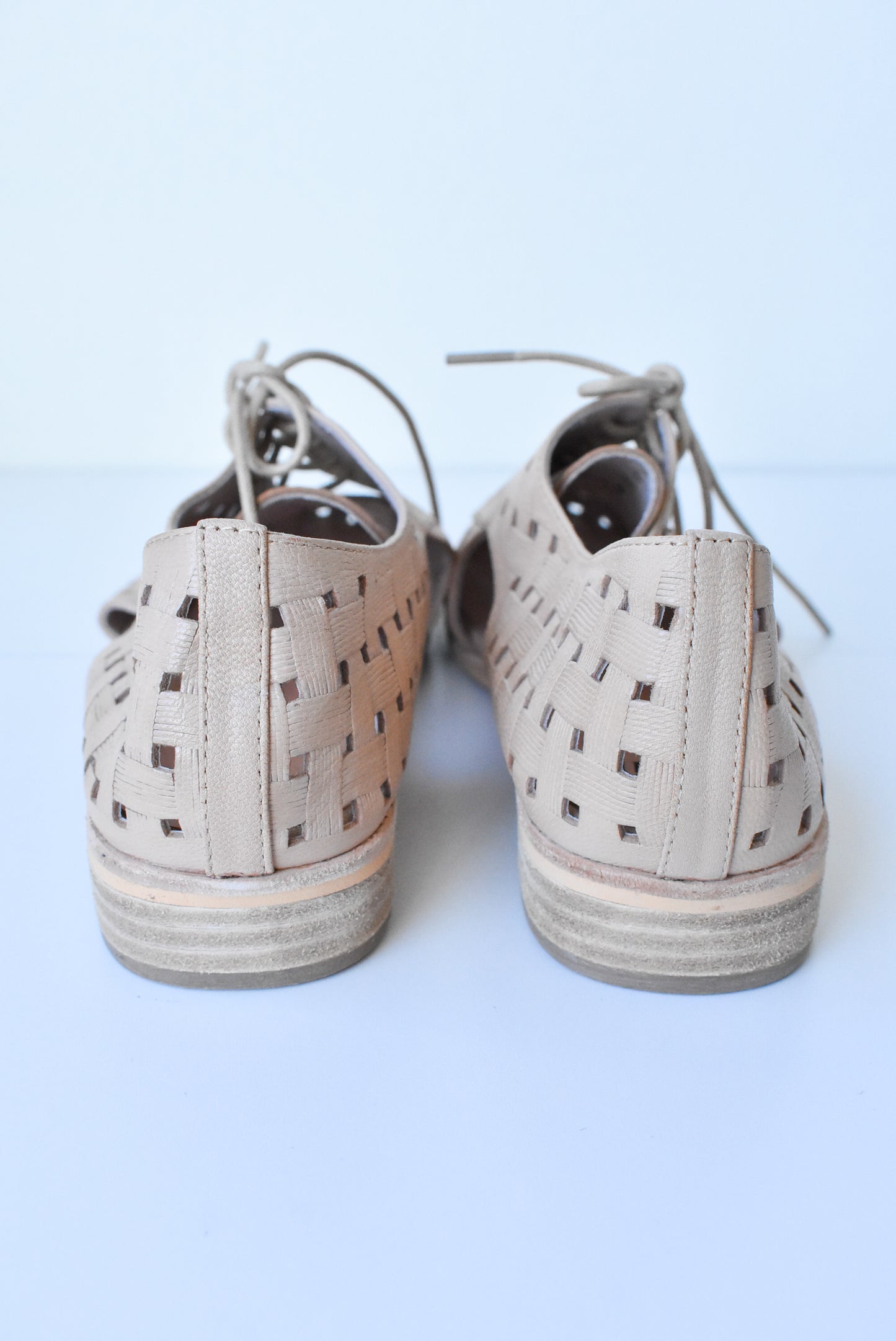 Mollini nude leather brogue, size 38