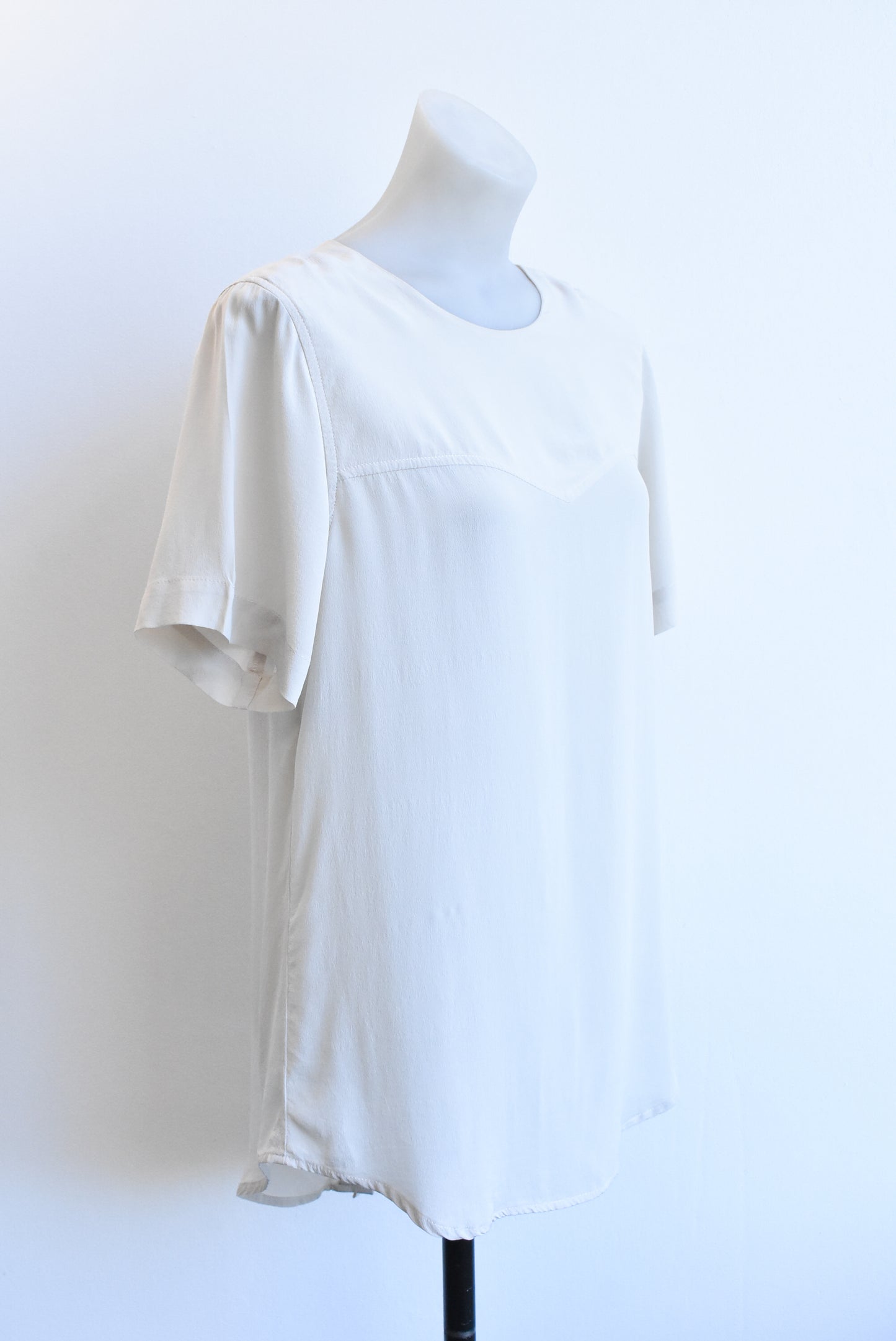 Juliette Hogan sandy beige sweetheart top, size S
